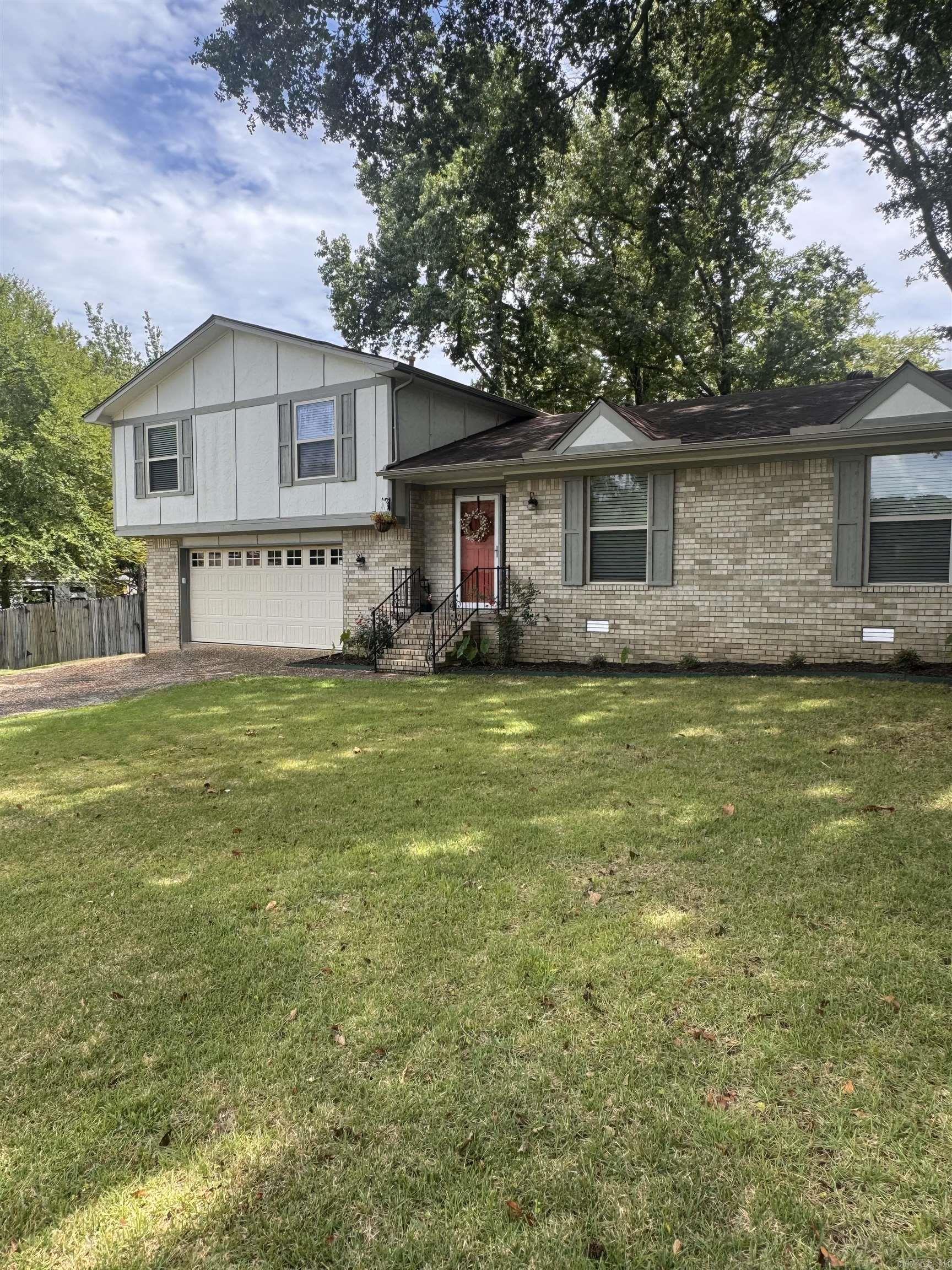 SHERWOOD ACRES - Residential