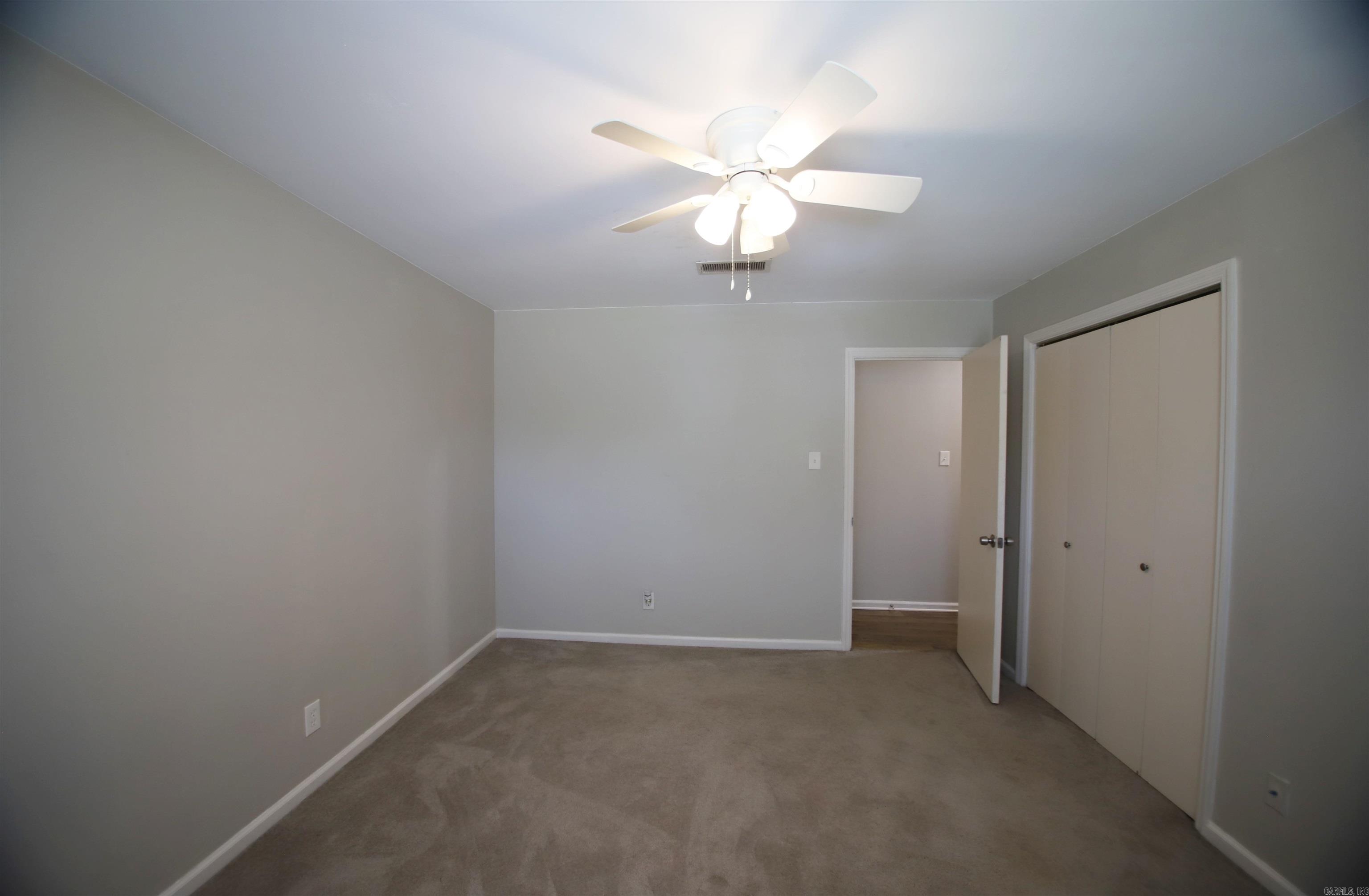 SHERWOOD ACRES - Residential