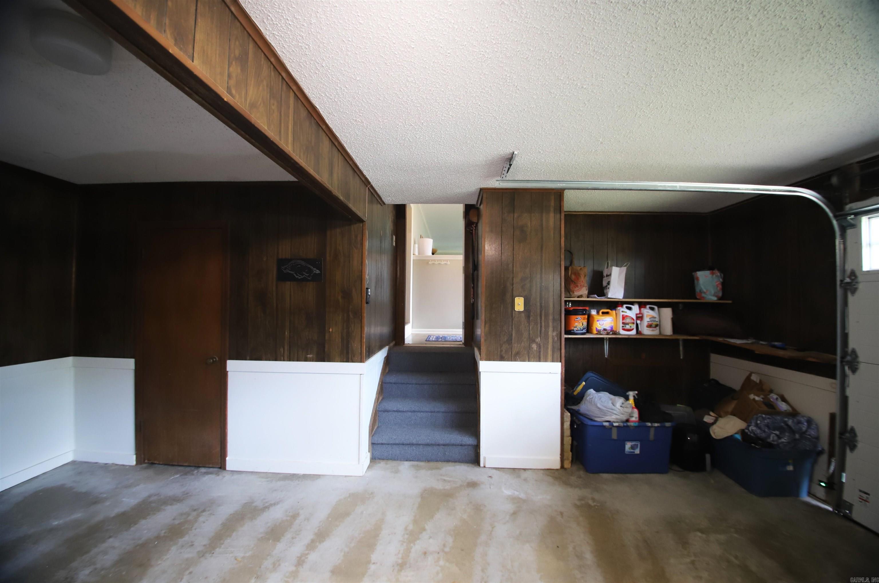 SHERWOOD ACRES - Residential