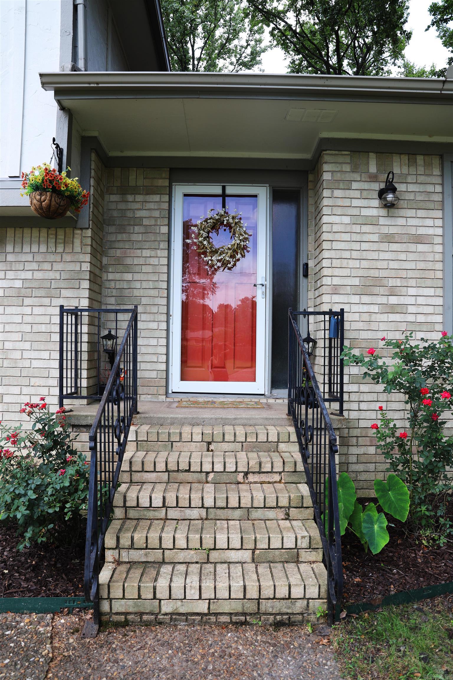 SHERWOOD ACRES - Residential