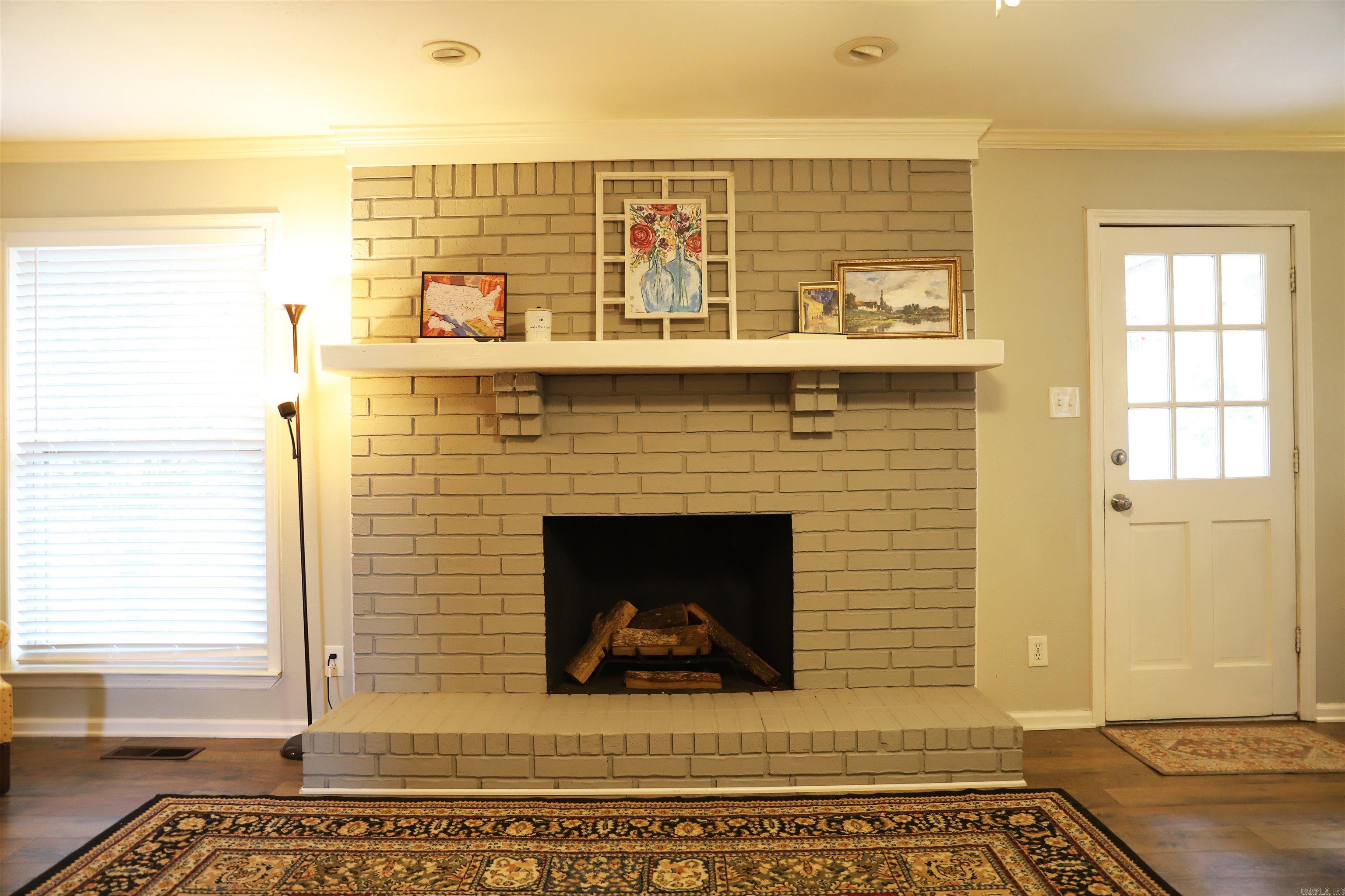 SHERWOOD ACRES - Residential