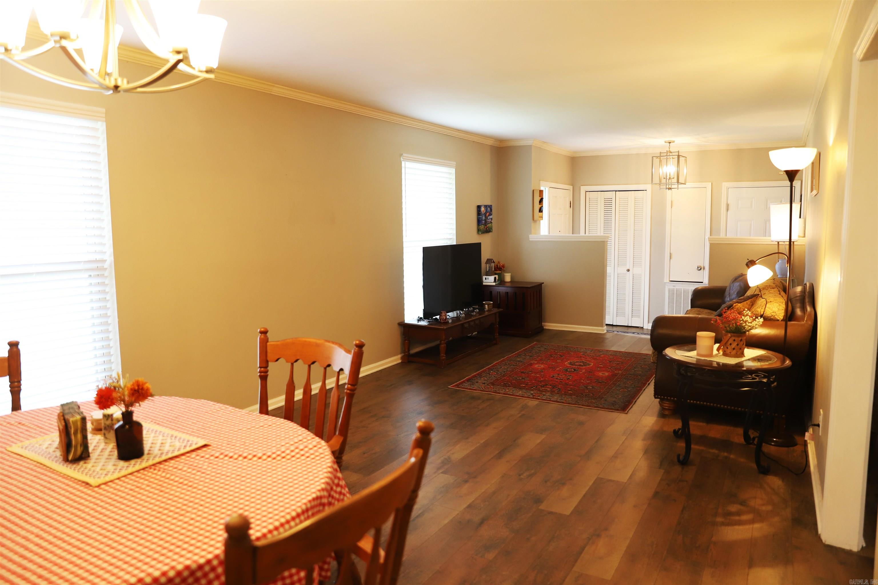 SHERWOOD ACRES - Residential