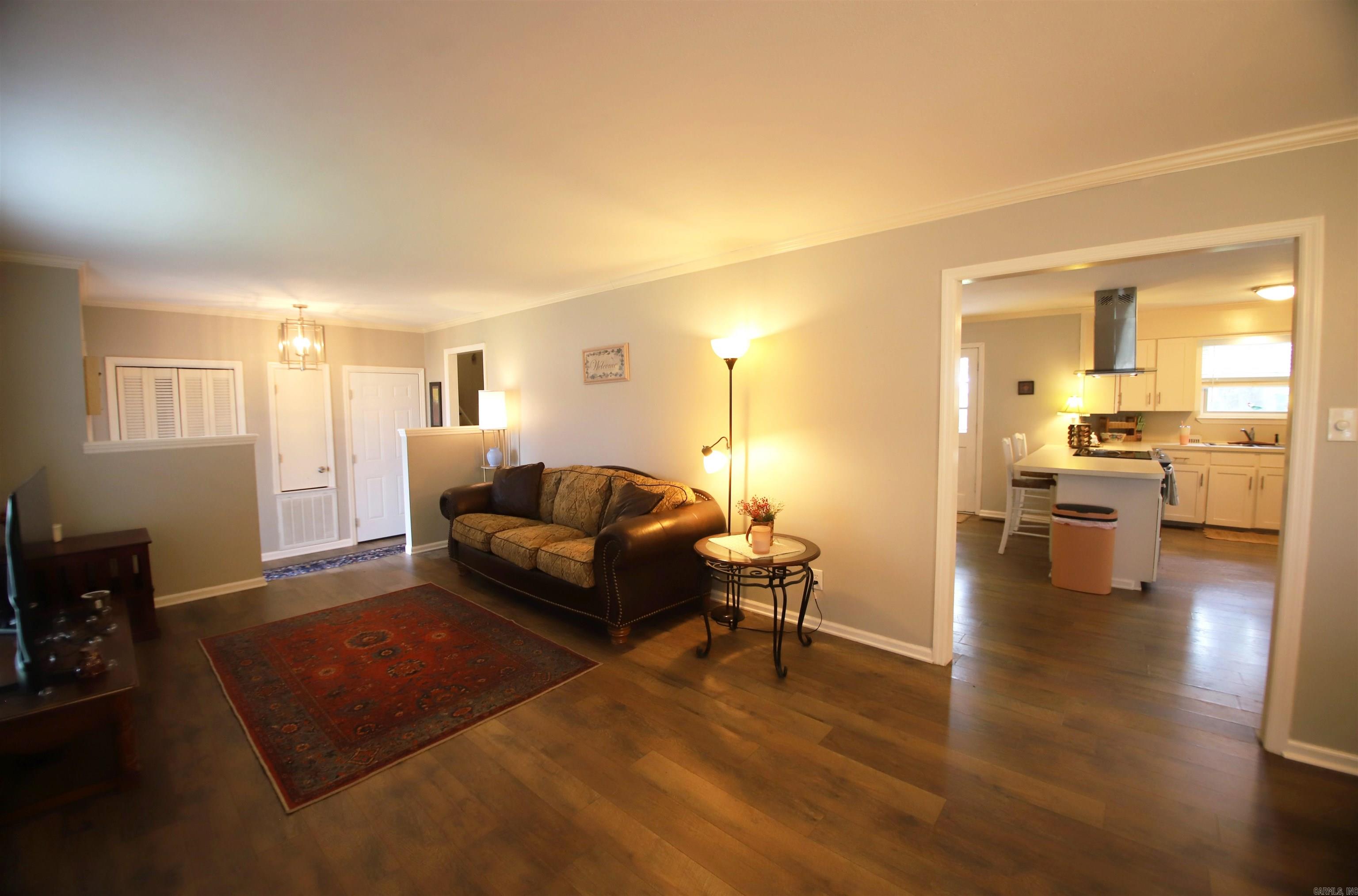 SHERWOOD ACRES - Residential