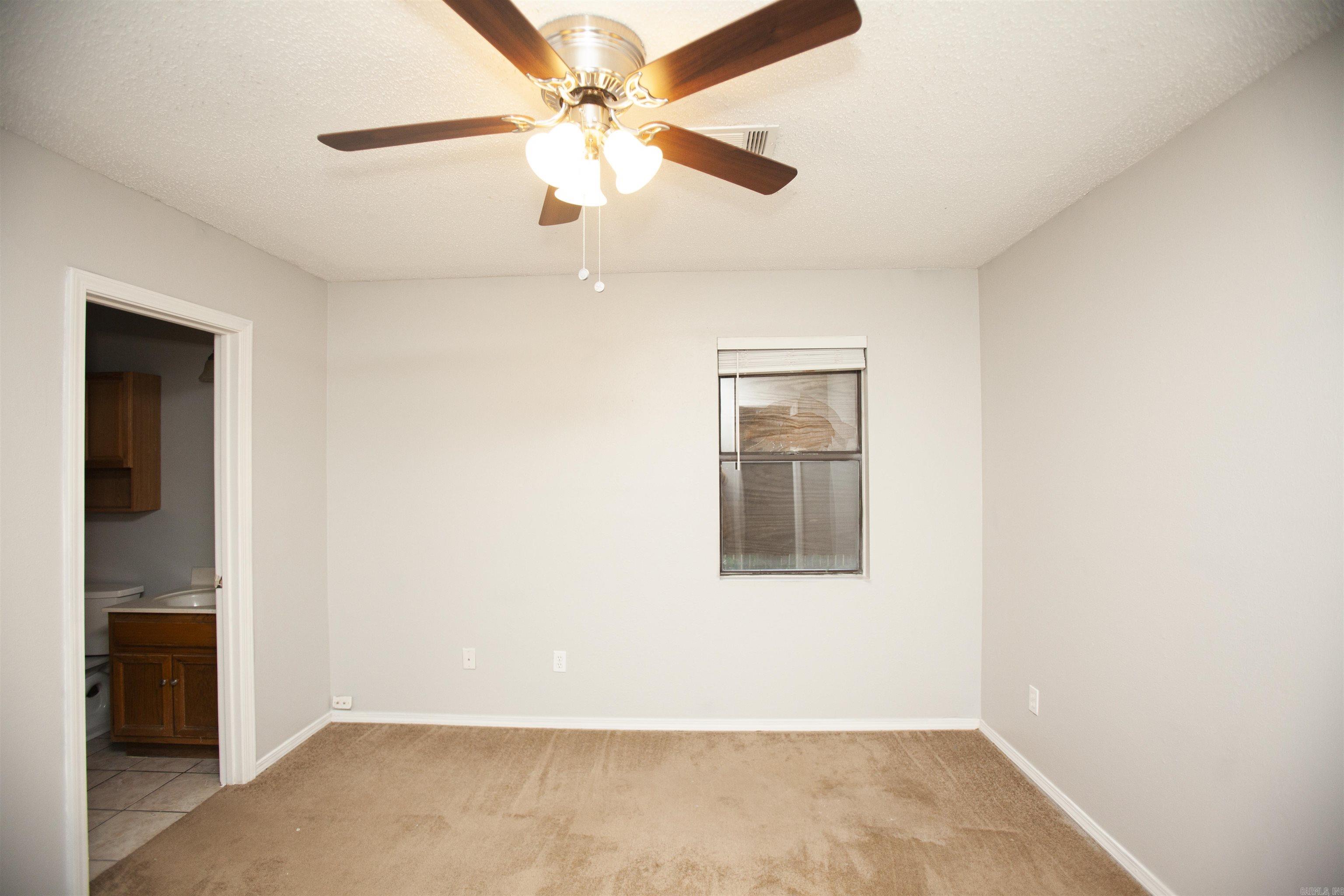 Rolling Oaks - Residential Lease