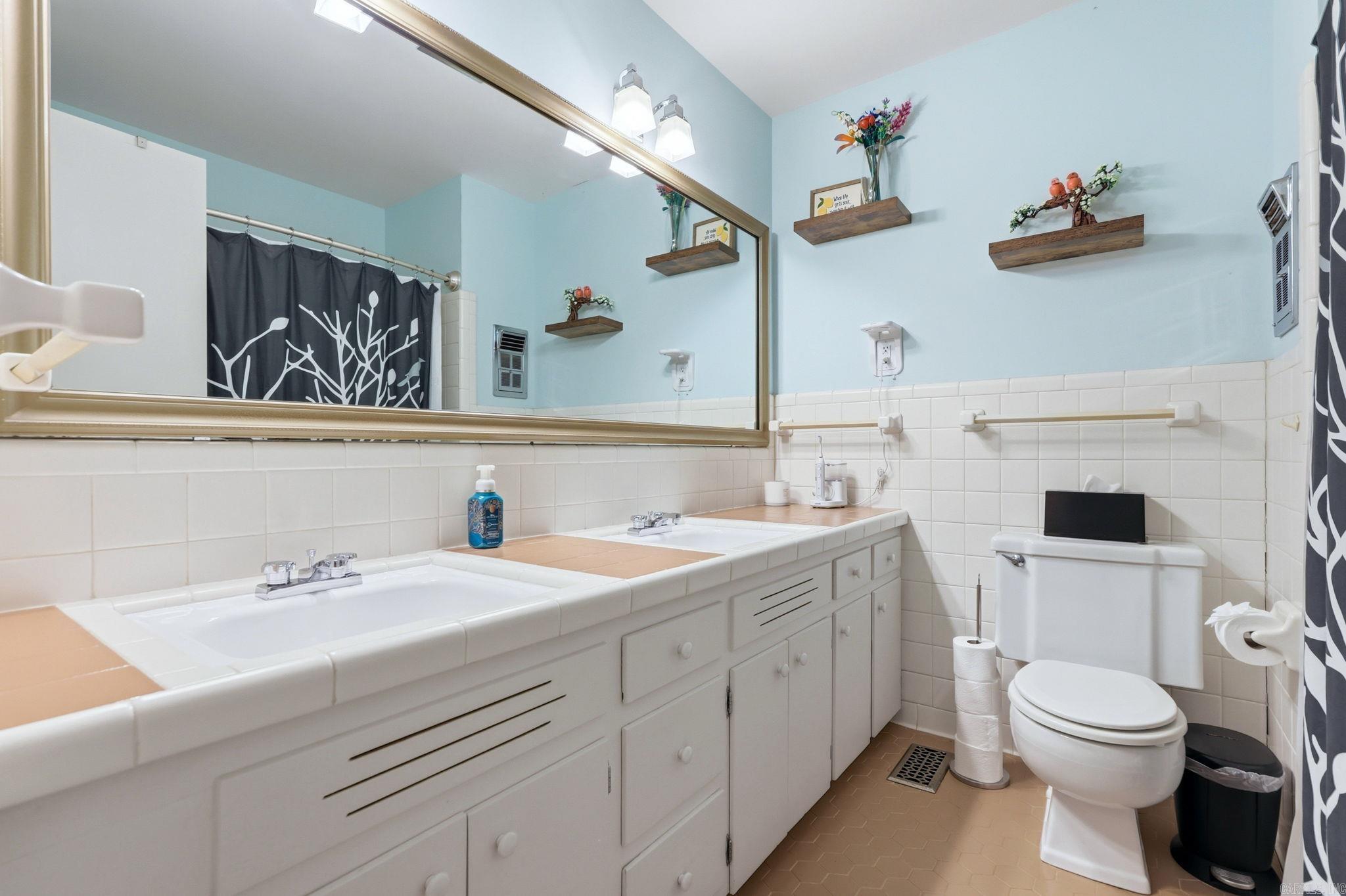 SHANNON HILLS EAST - Residential