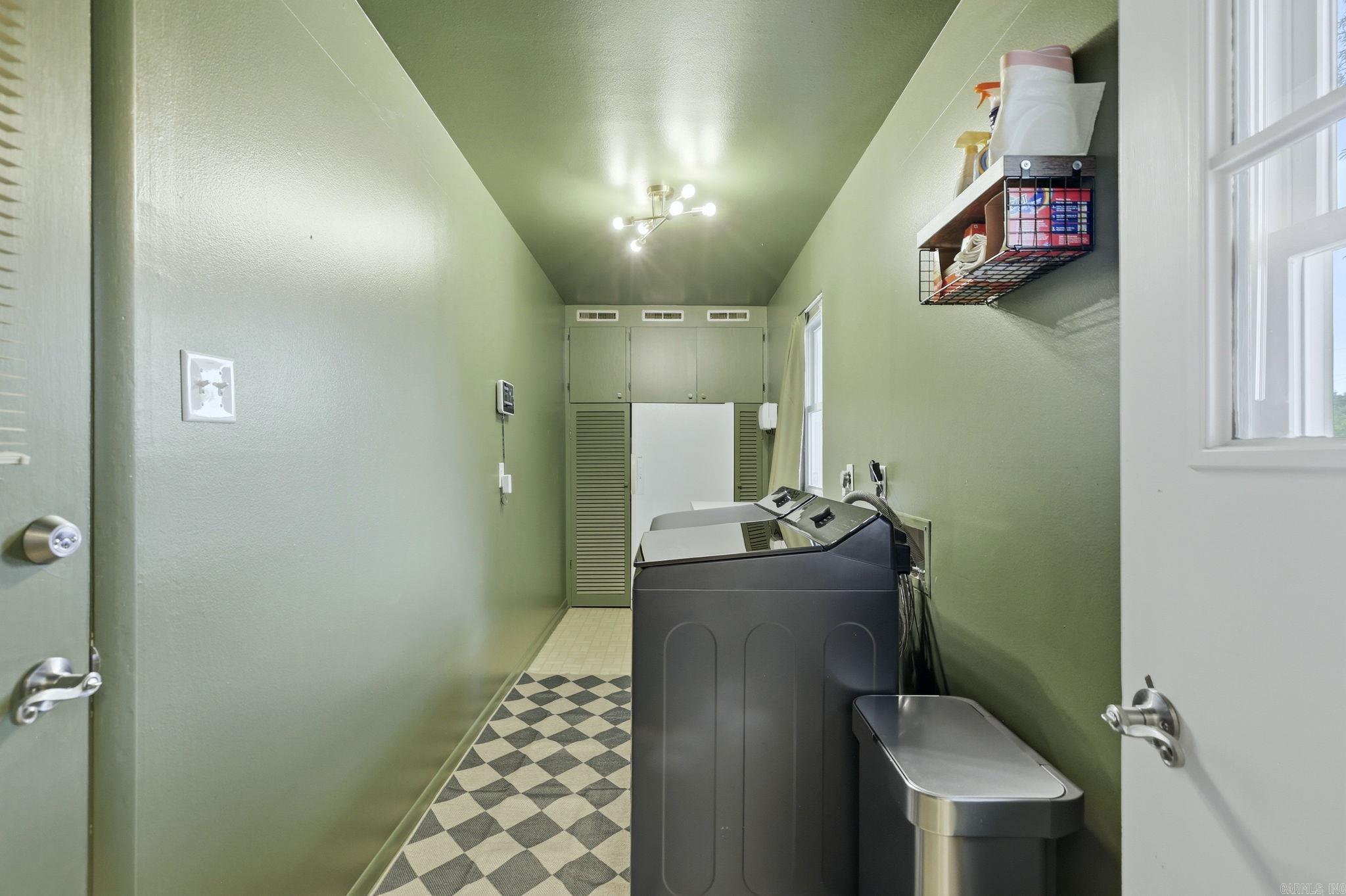 SHANNON HILLS EAST - Residential