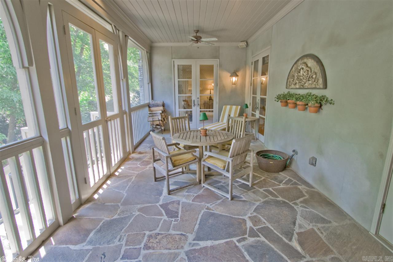 COUNTRY CLUB OF ARK THE - Residential