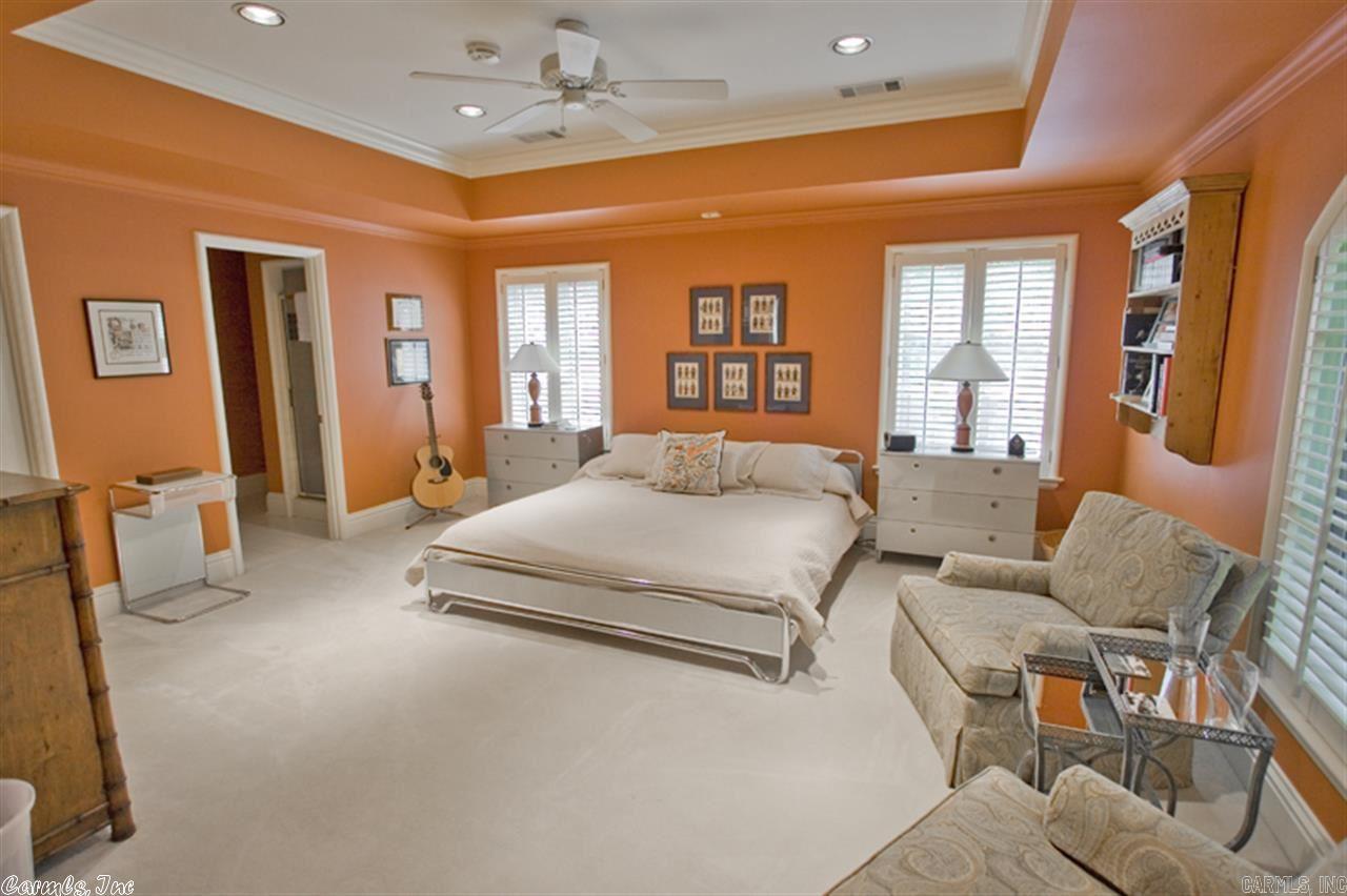 COUNTRY CLUB OF ARK THE - Residential