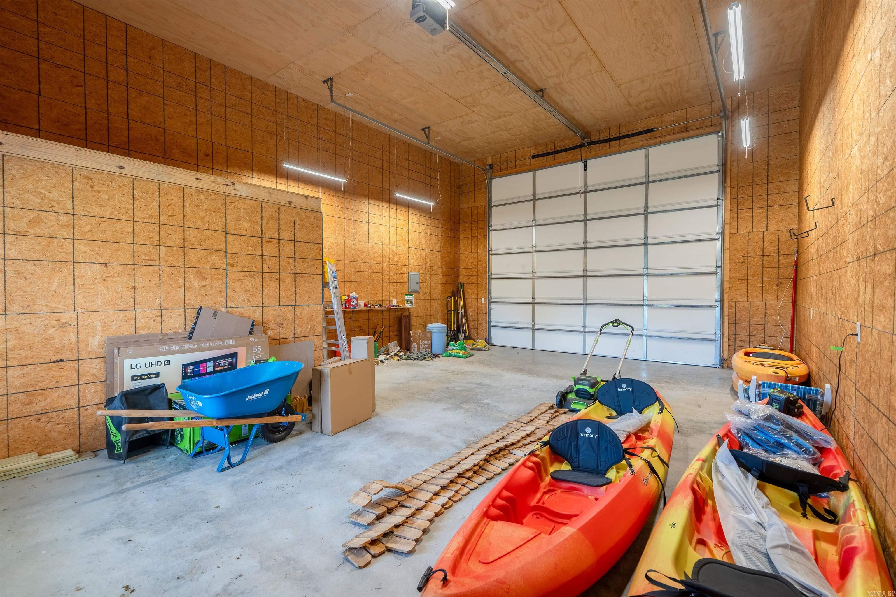 WOODHAVEN - Residential