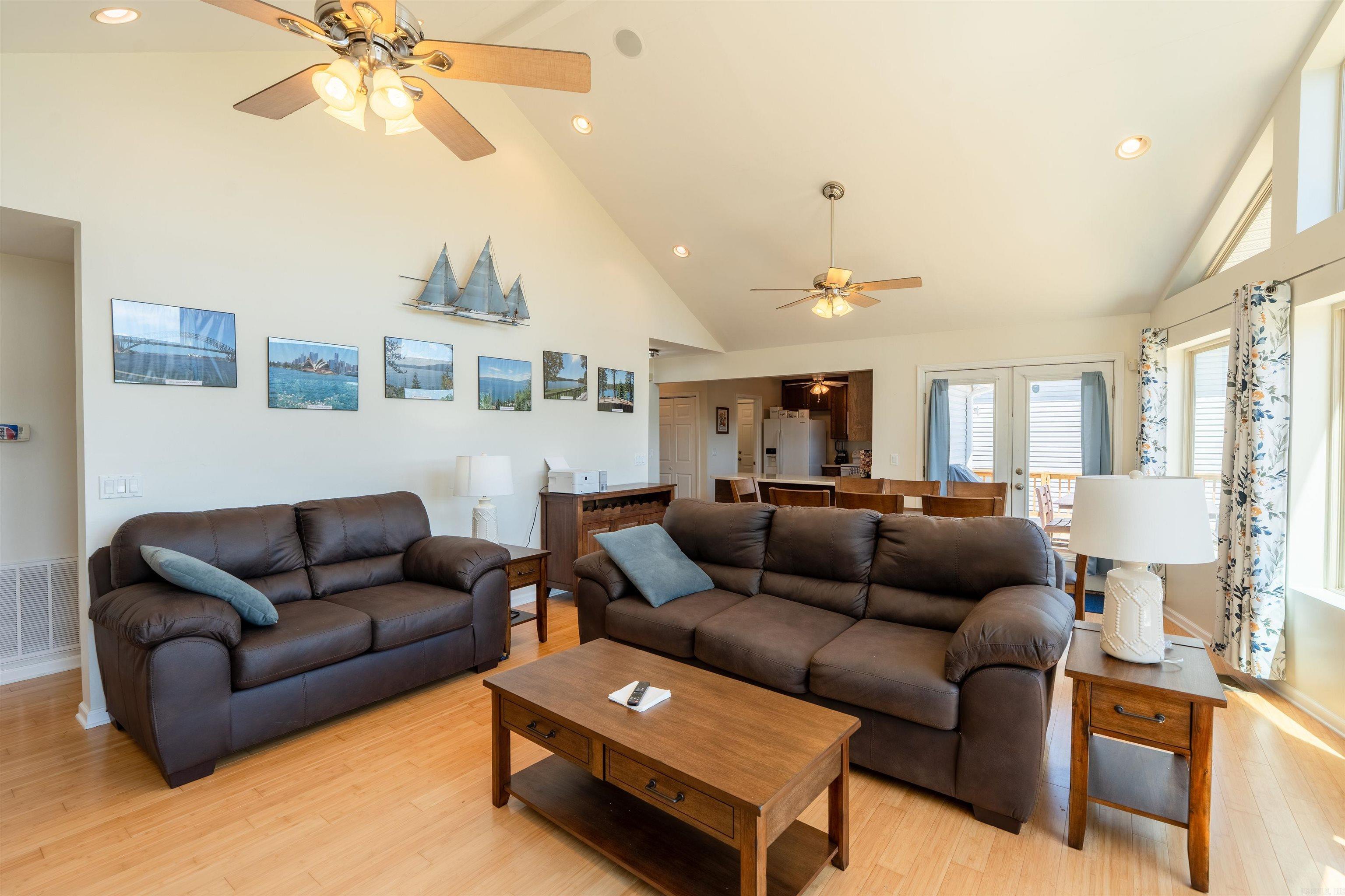 WOODHAVEN - Residential