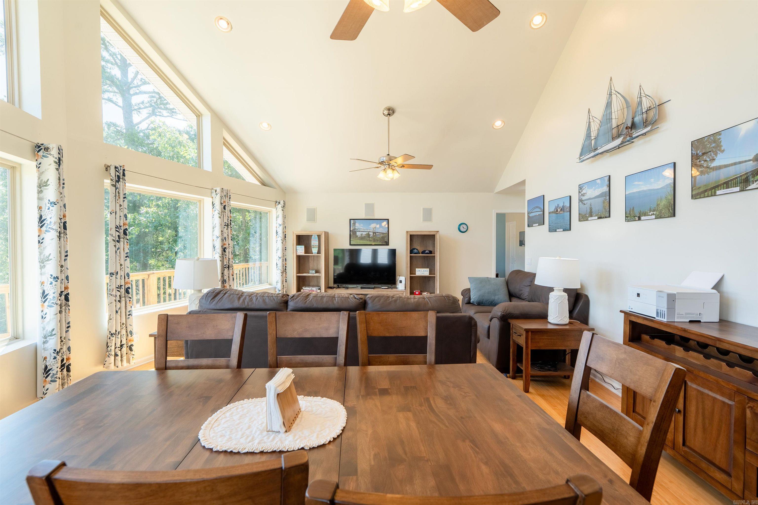 WOODHAVEN - Residential