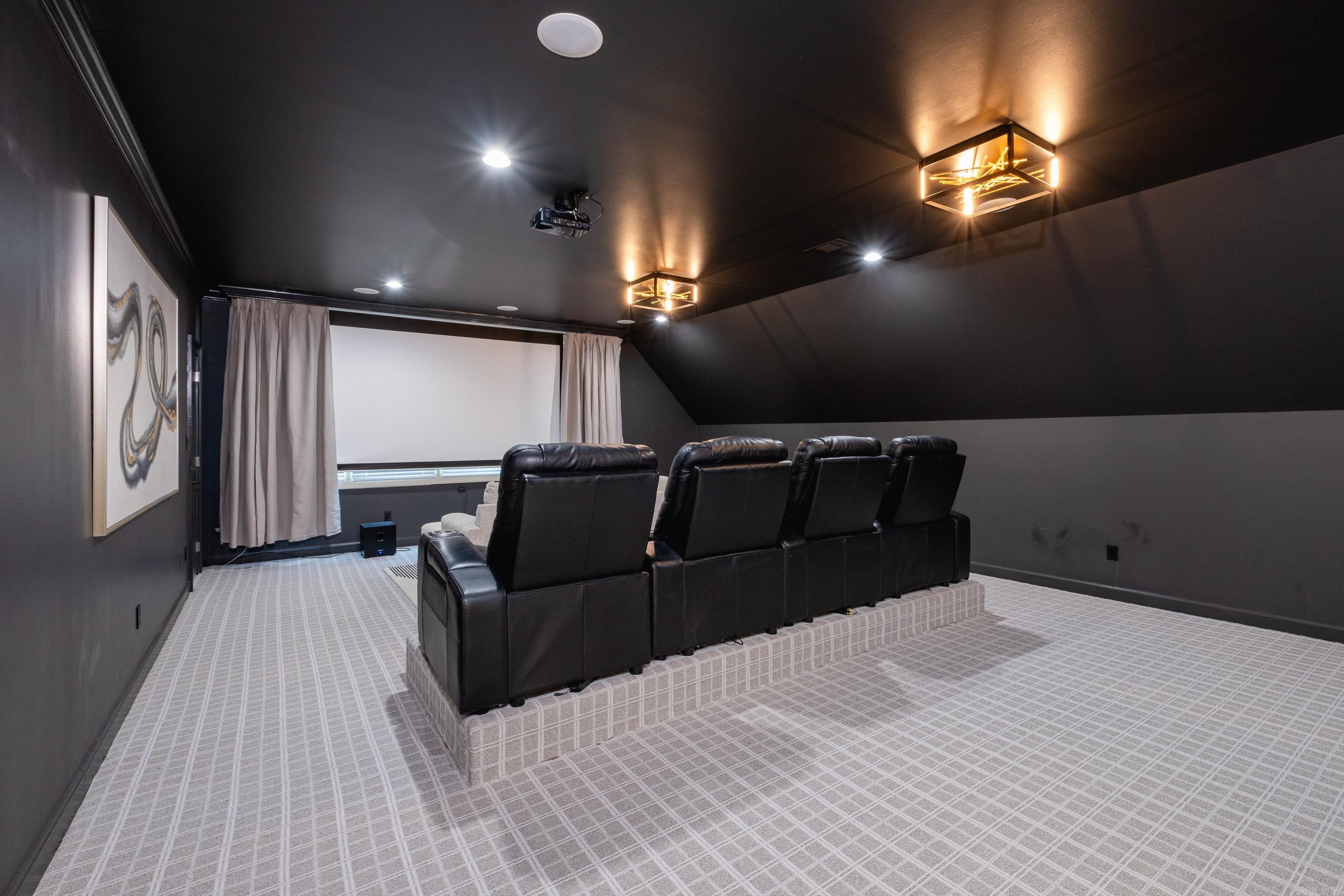CHENAL VALLEY SOLOGNE CIRCLE - Residential