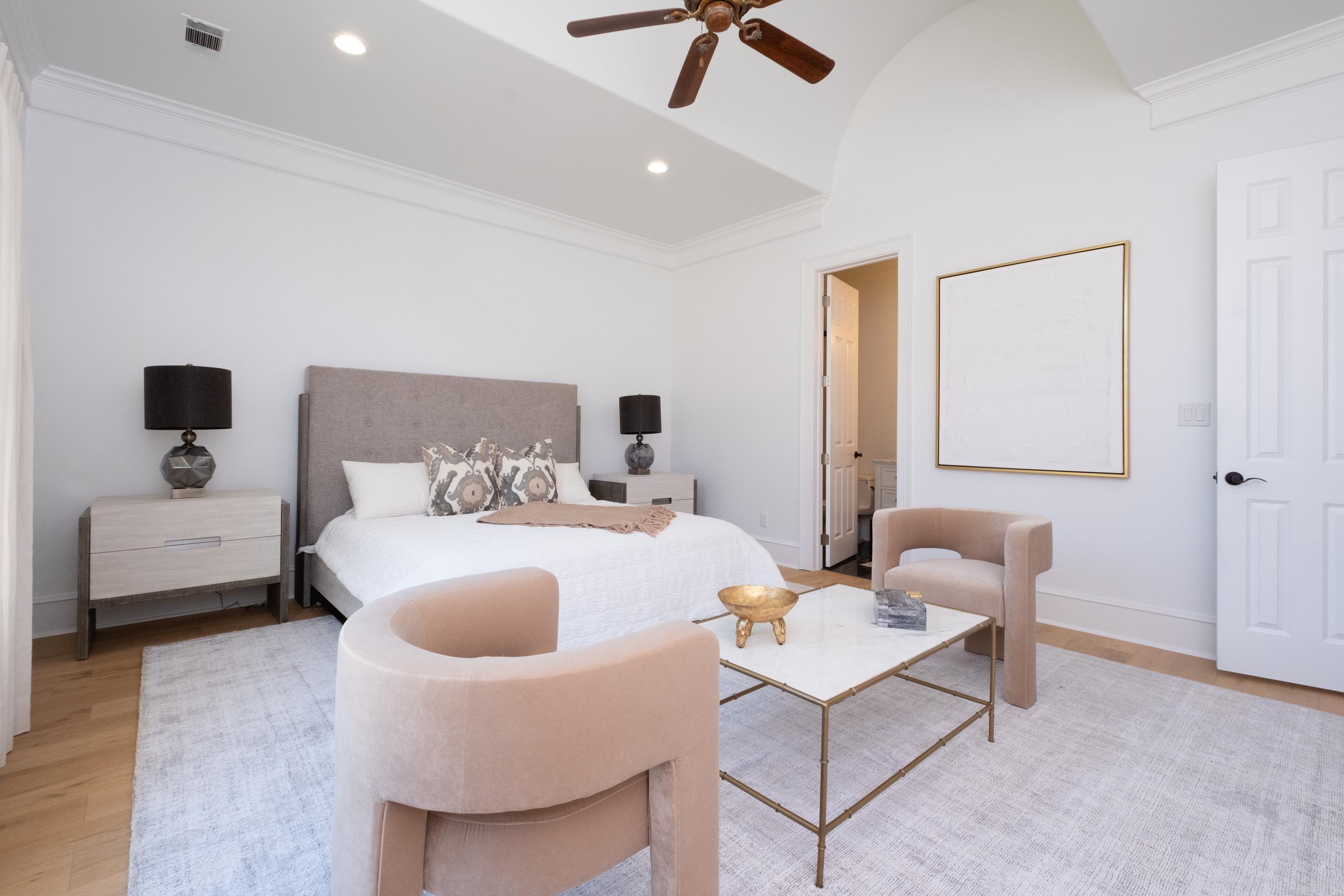 CHENAL VALLEY SOLOGNE CIRCLE - Residential
