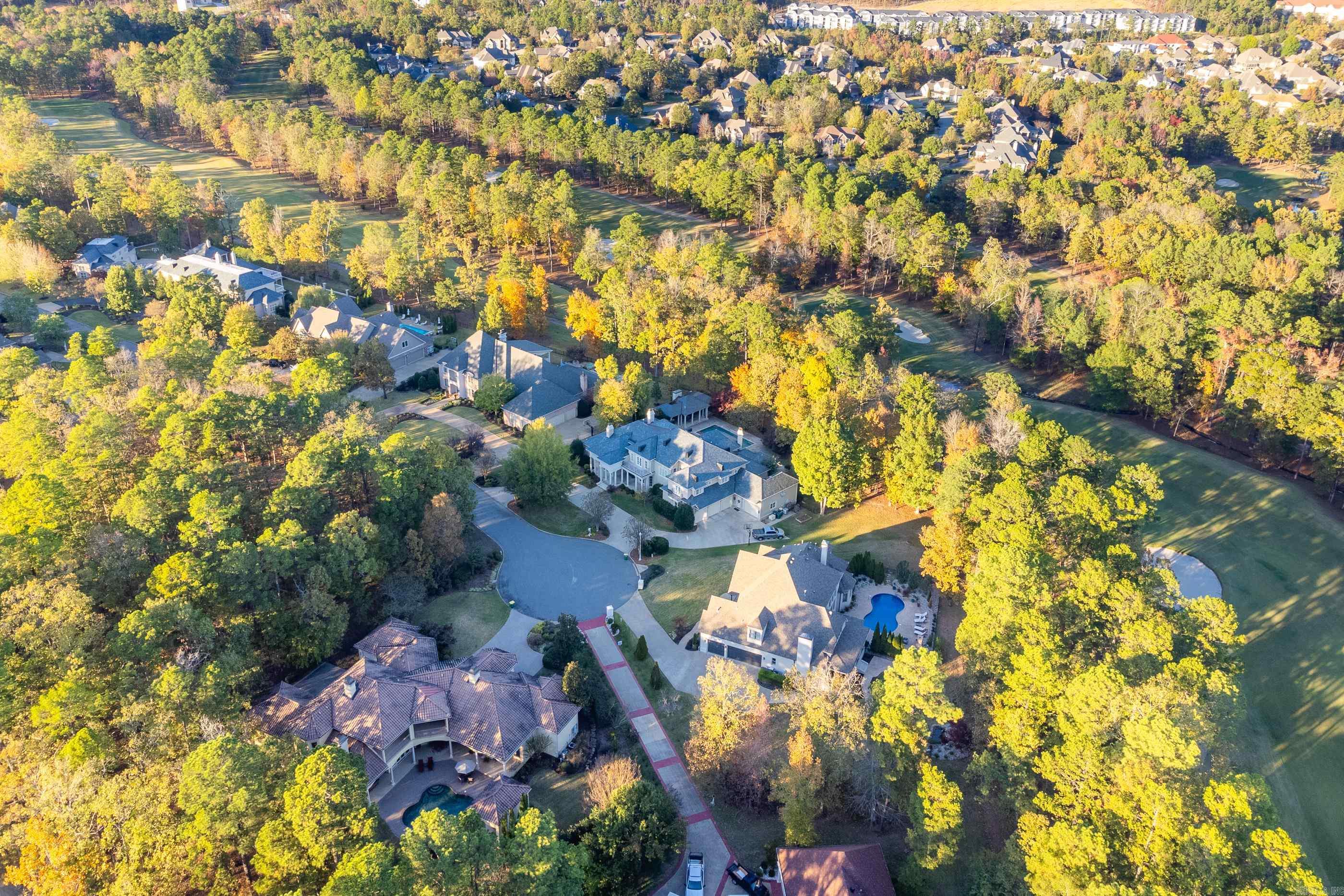 CHENAL VALLEY SOLOGNE CIRCLE - Residential