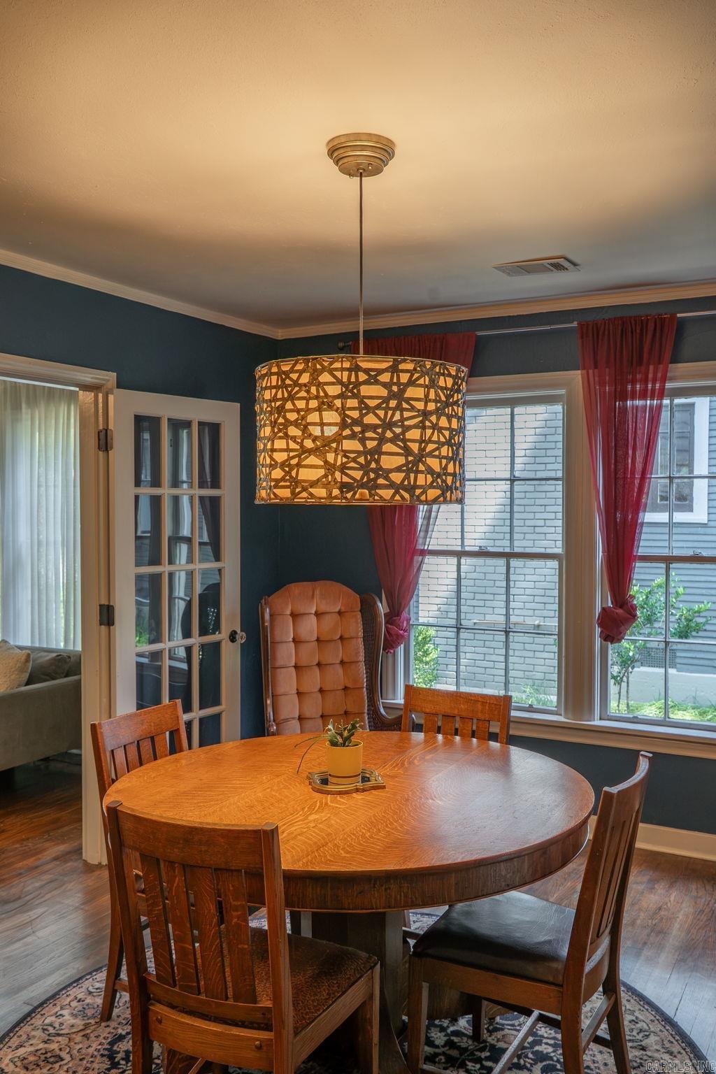 Weldon E Wrights - Residential