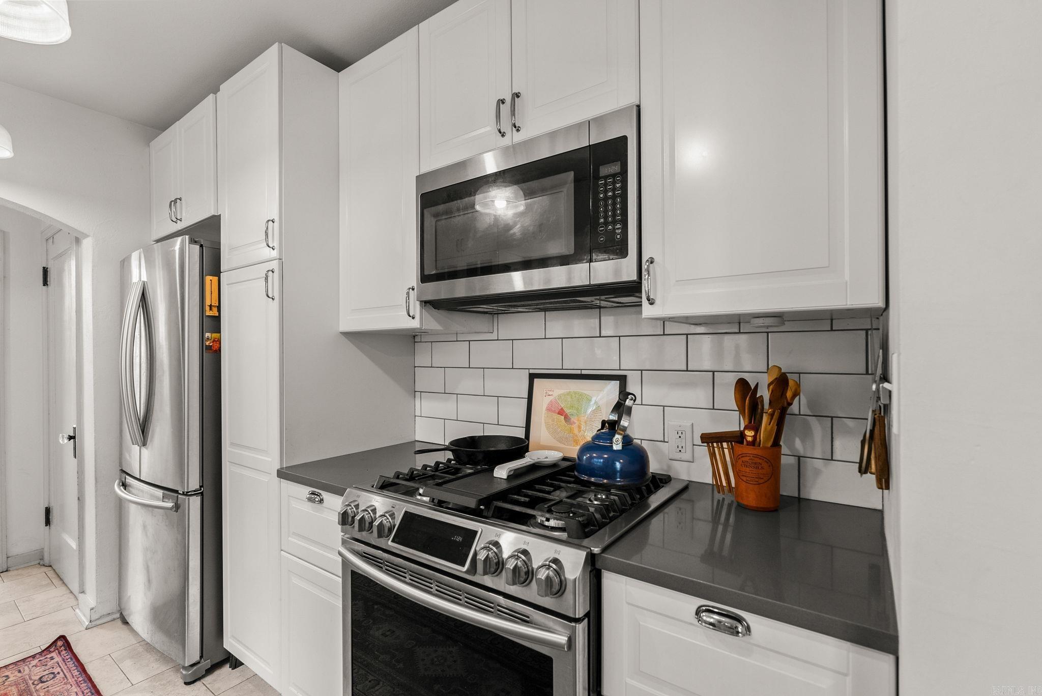 Weldon E Wrights - Residential