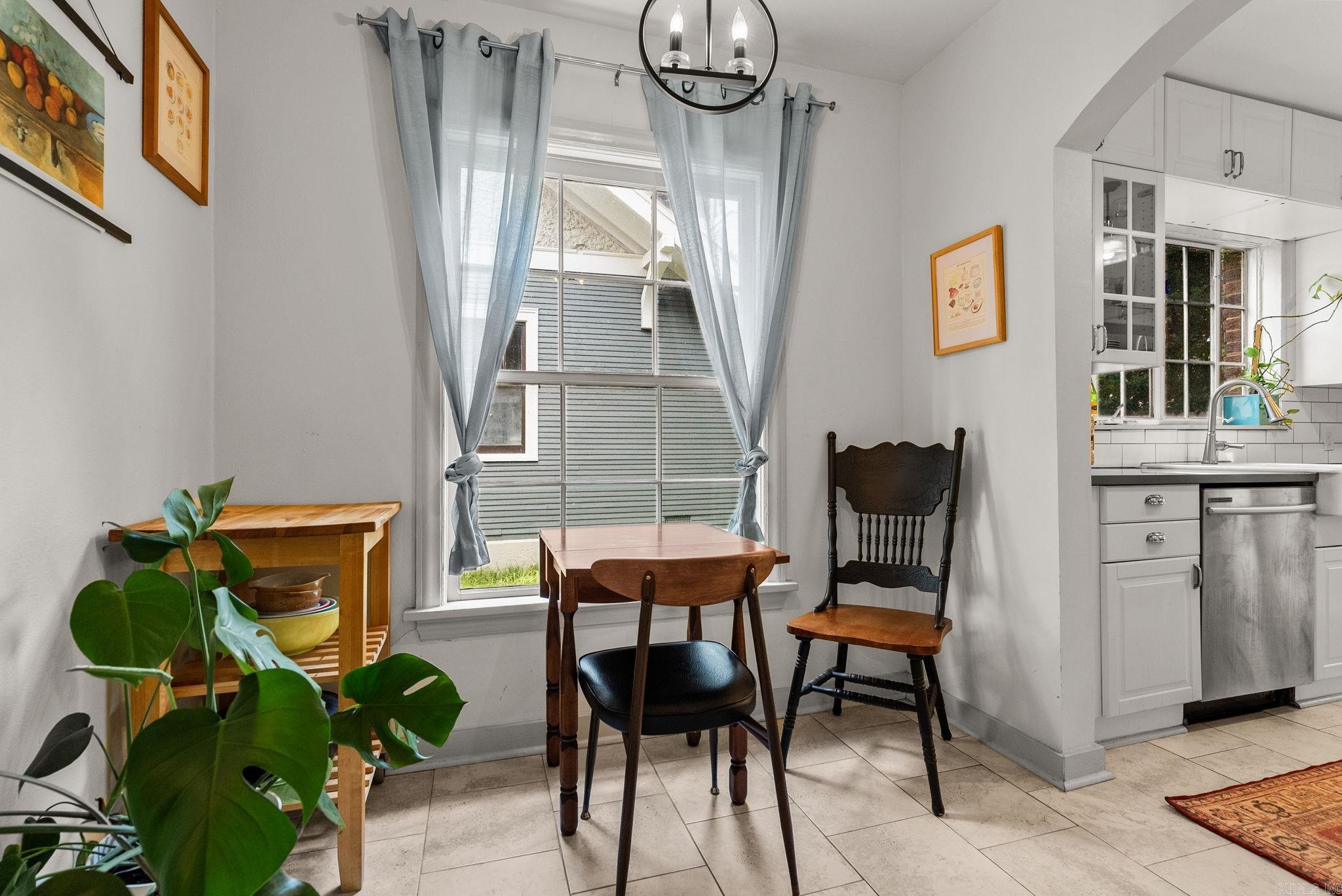 Weldon E Wrights - Residential