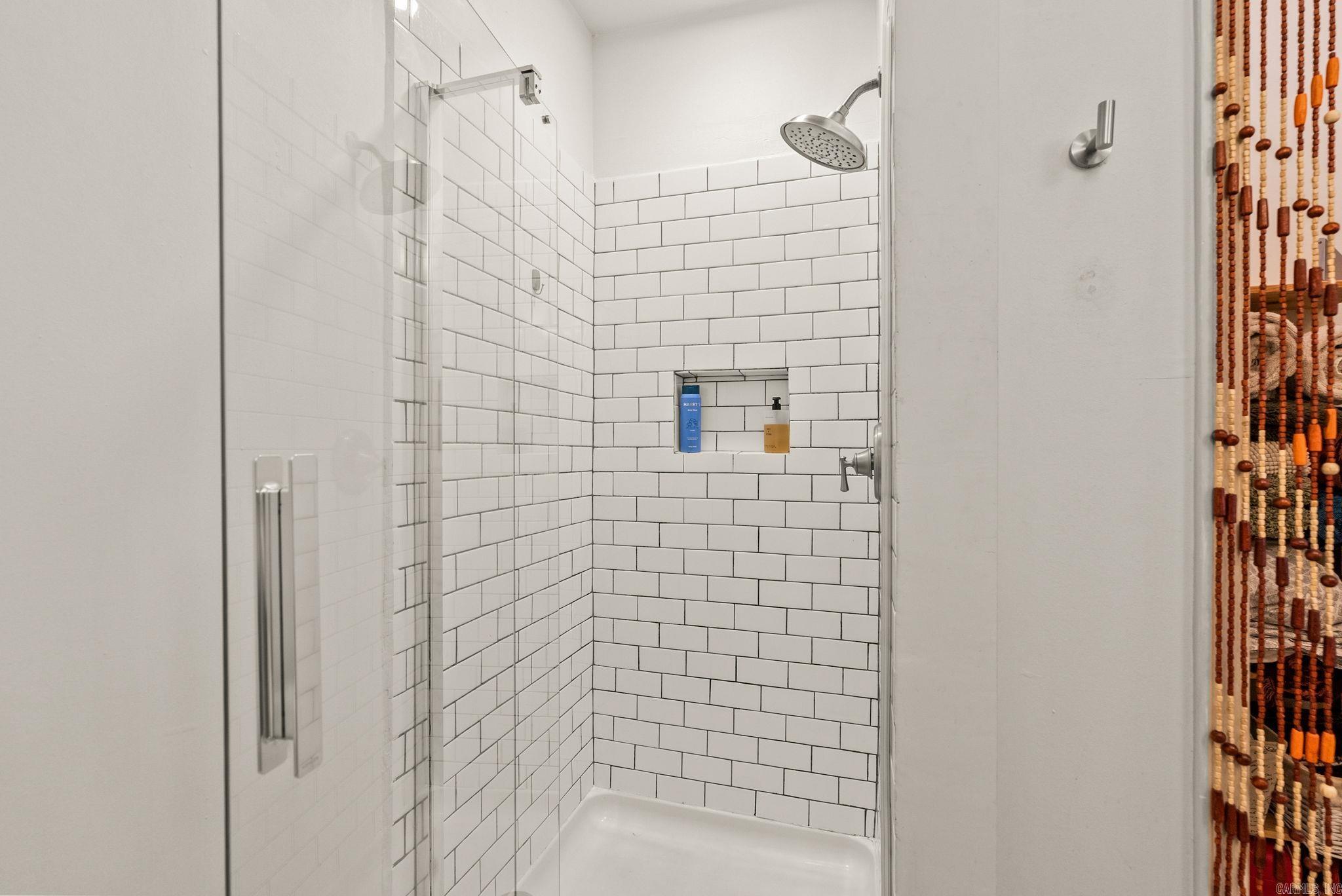 Weldon E Wrights - Residential