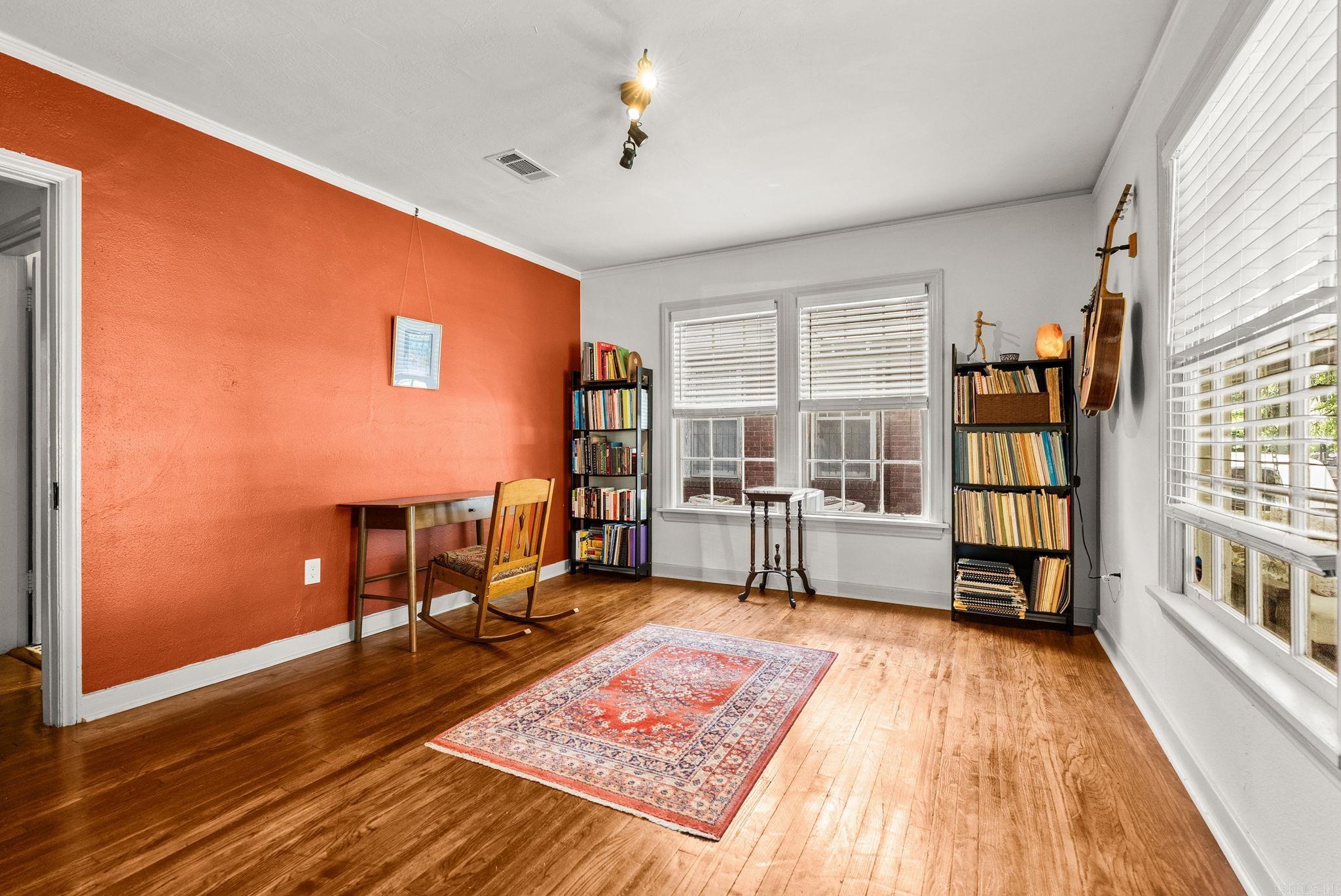 Weldon E Wrights - Residential
