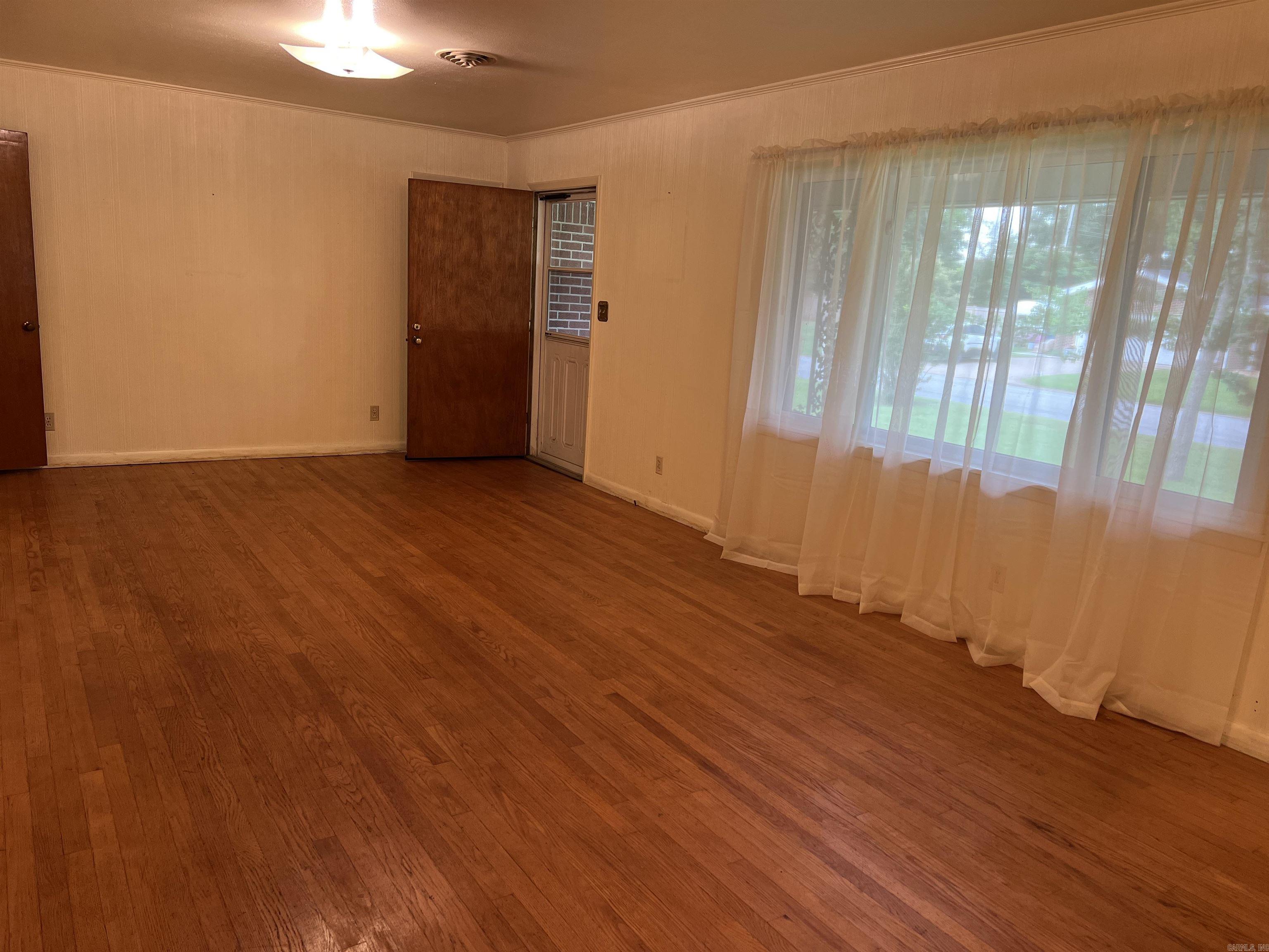 BROWNWOOD - Residential