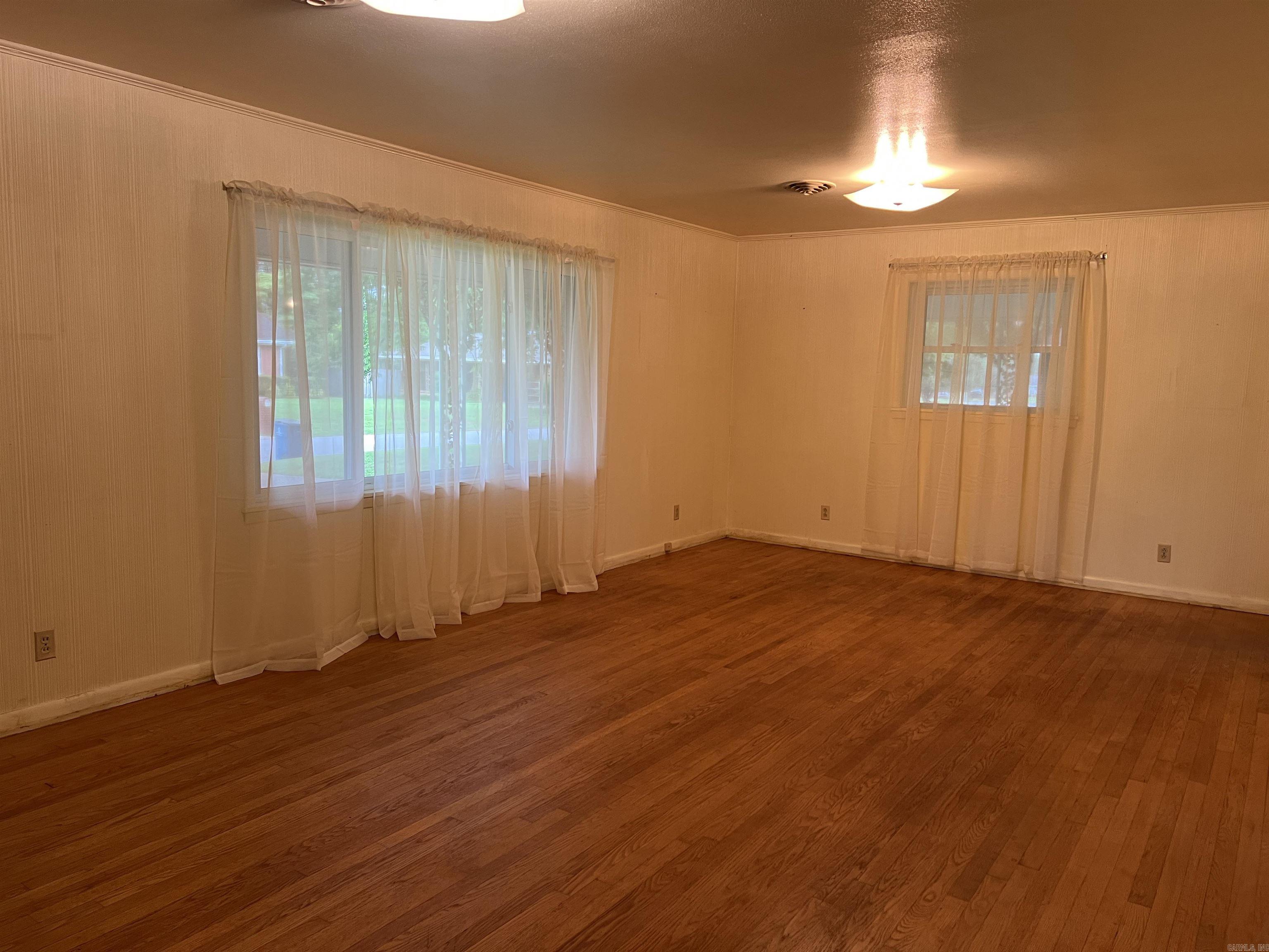 BROWNWOOD - Residential