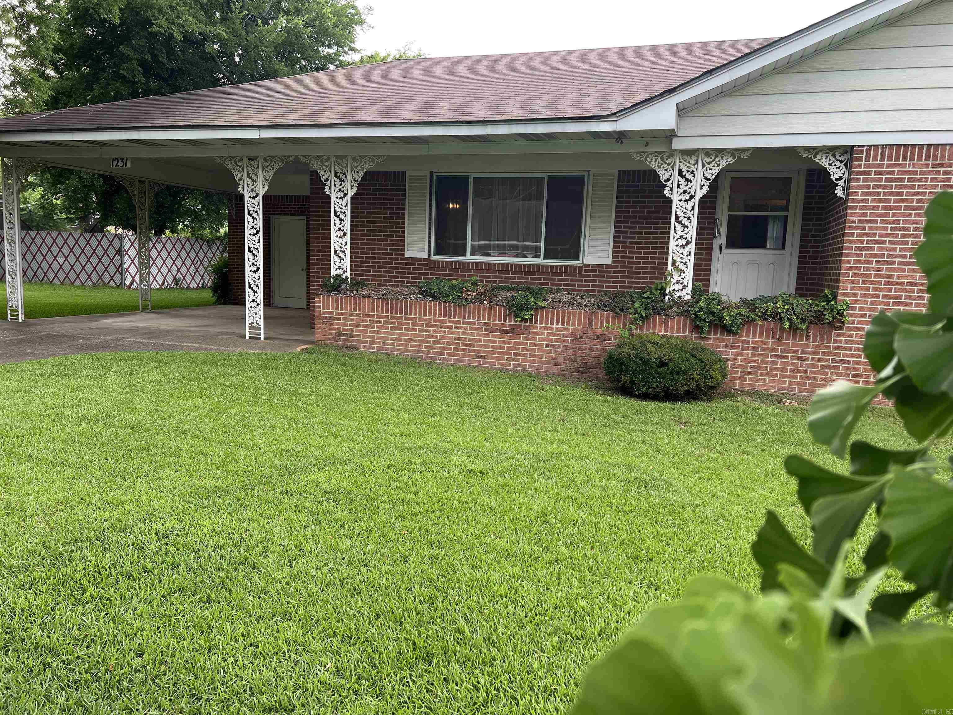 BROWNWOOD - Residential