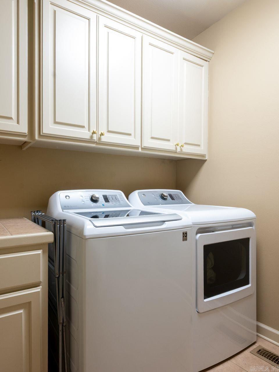 CHENAL VALLEY WITRY COURT - Residential