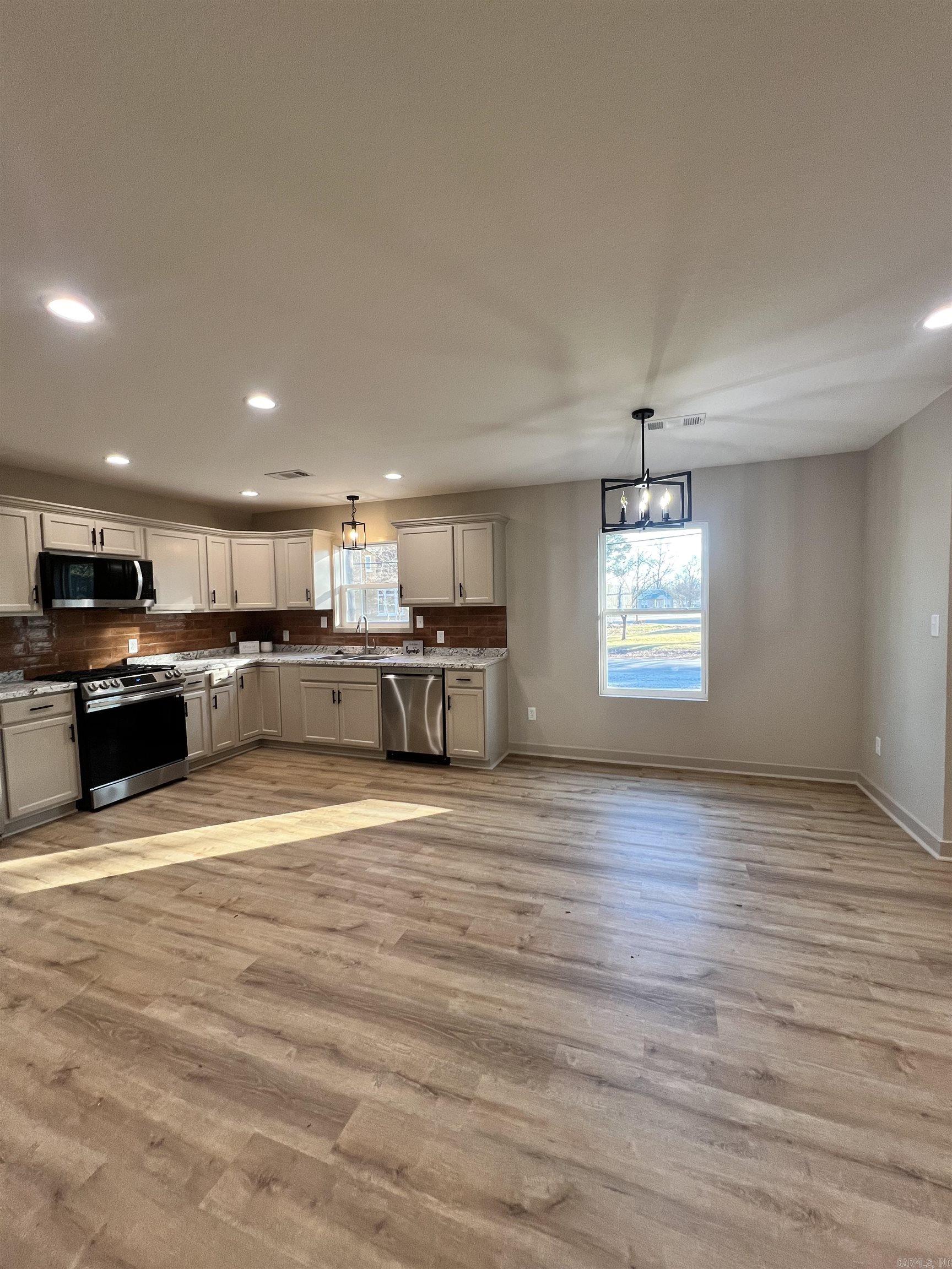 Holford 2nd - Residential