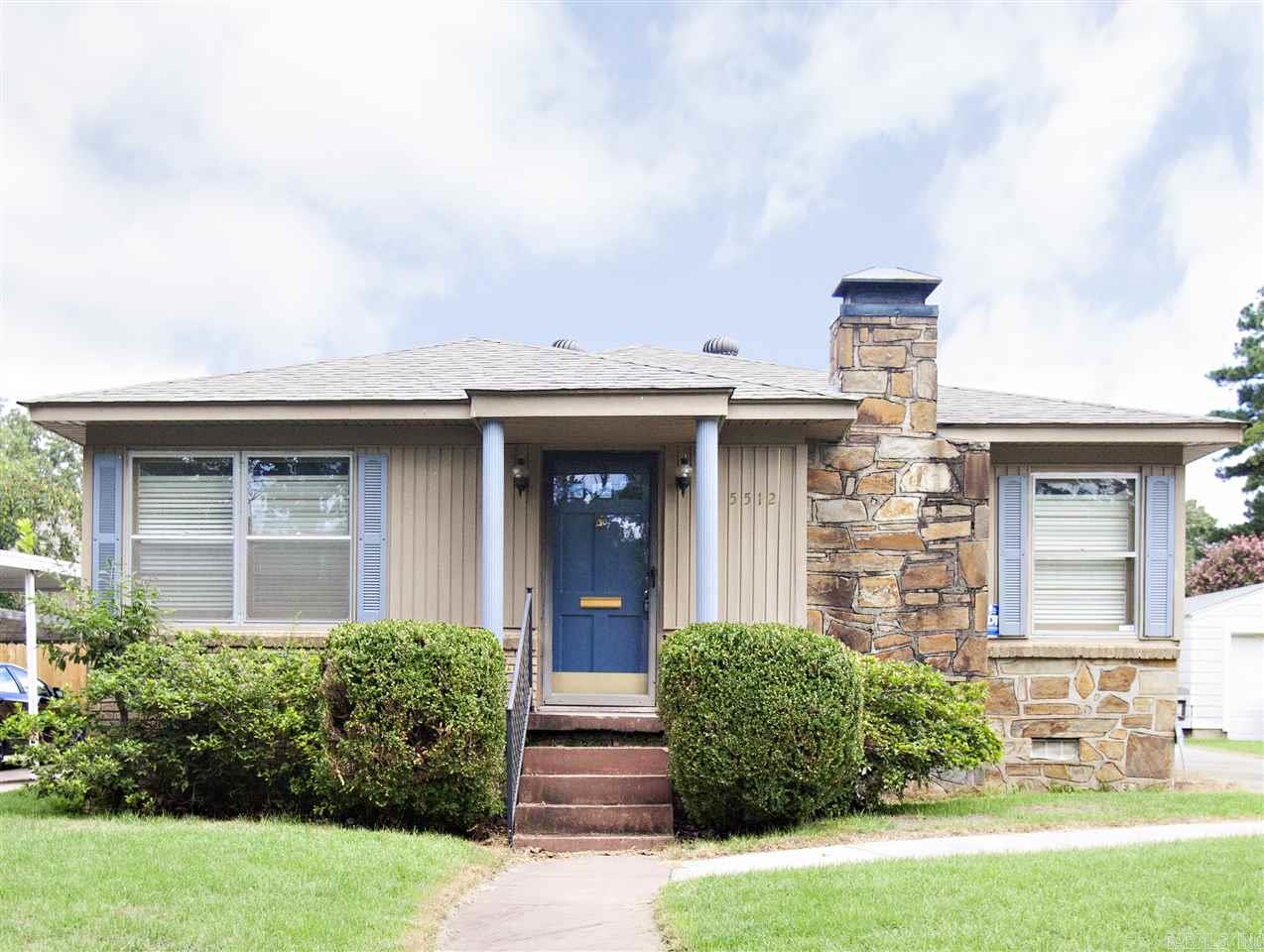 Hillcrest home for rent! Check out this adorable 3BR/1BA updated home in the desirable historic Hillcrest neighborhood. Walking distance to awesome schools, shopping and restaurants.   Garage not available to renters