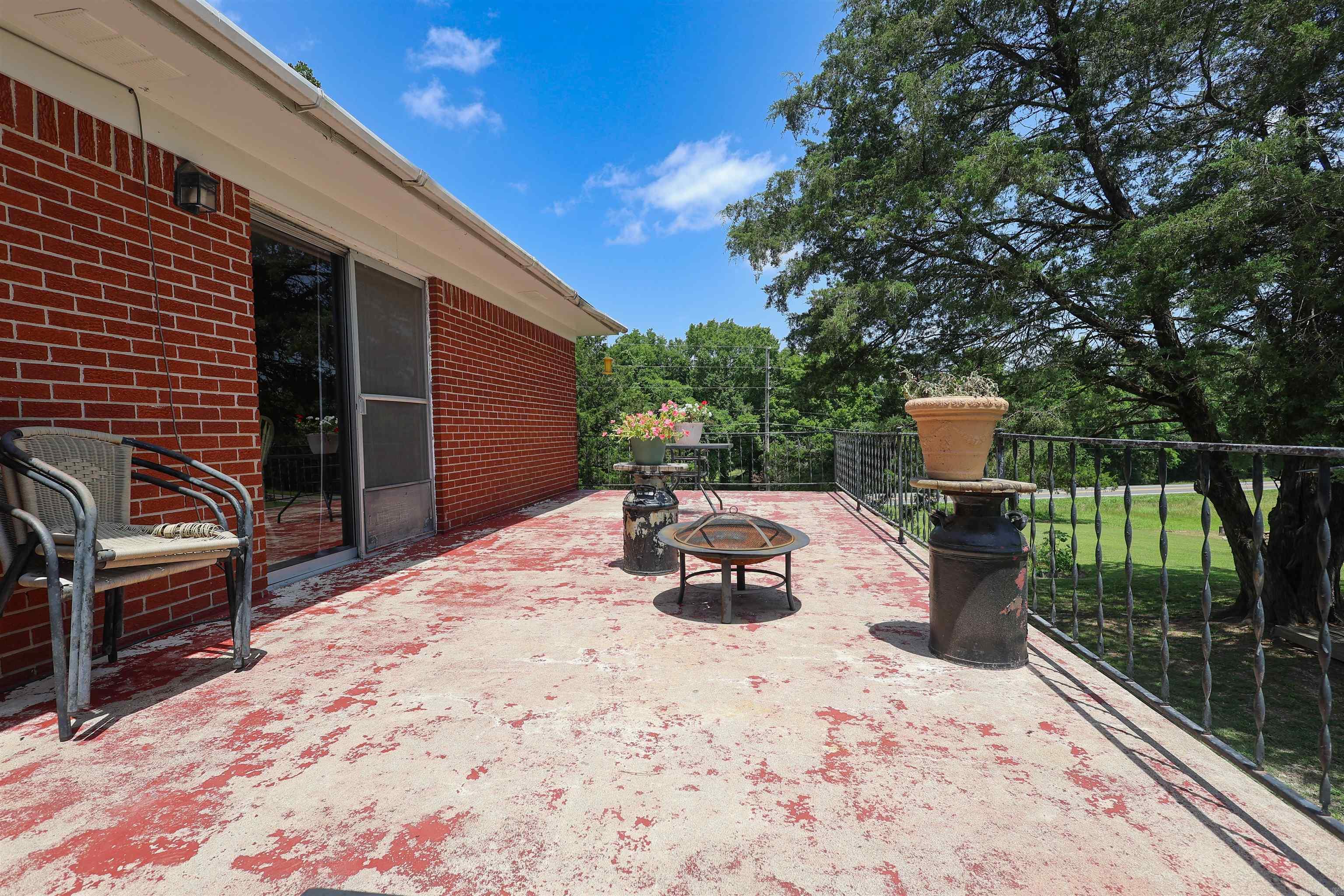 MOUNT IDA CITY ACREAGE - Residential