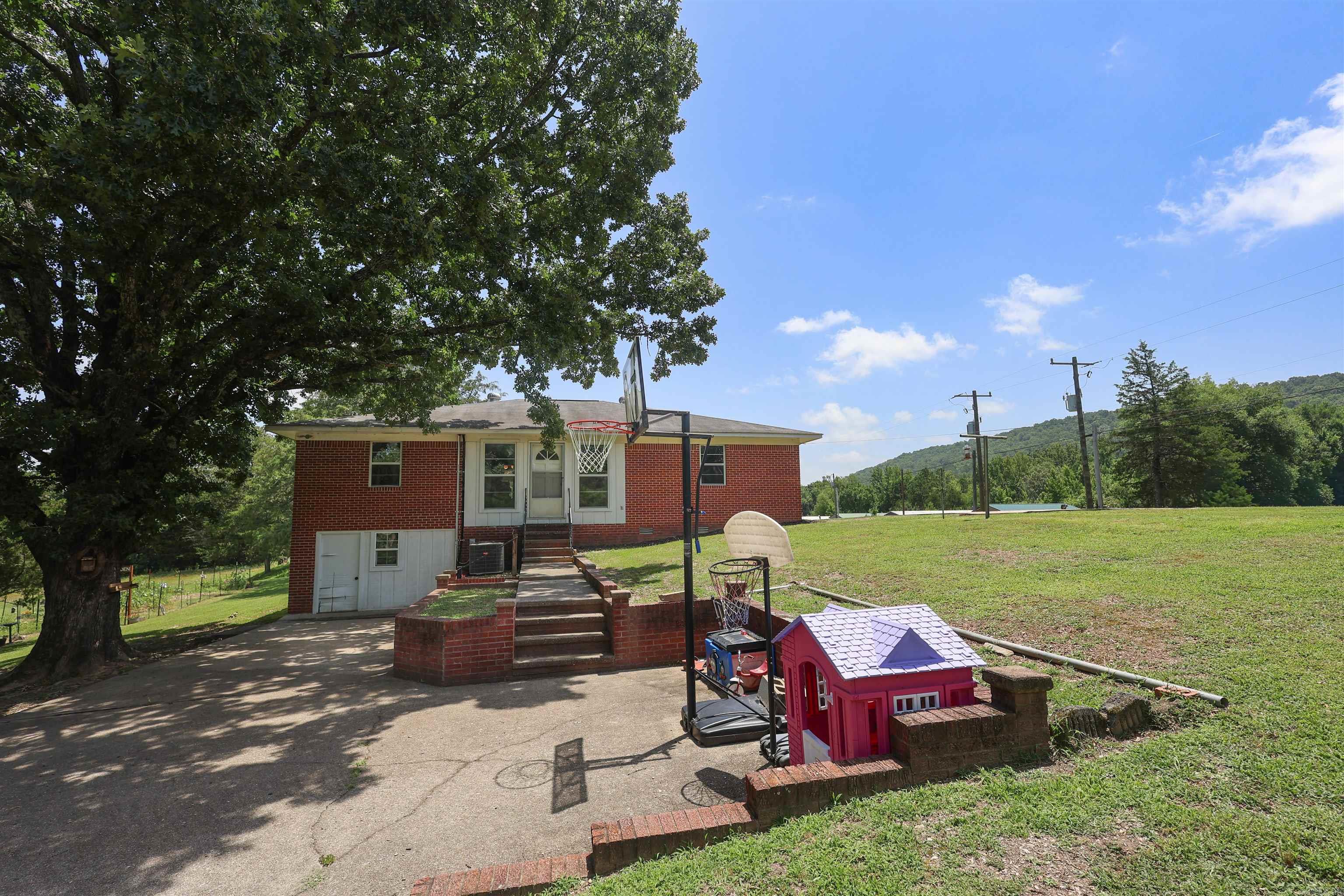 MOUNT IDA CITY ACREAGE - Residential