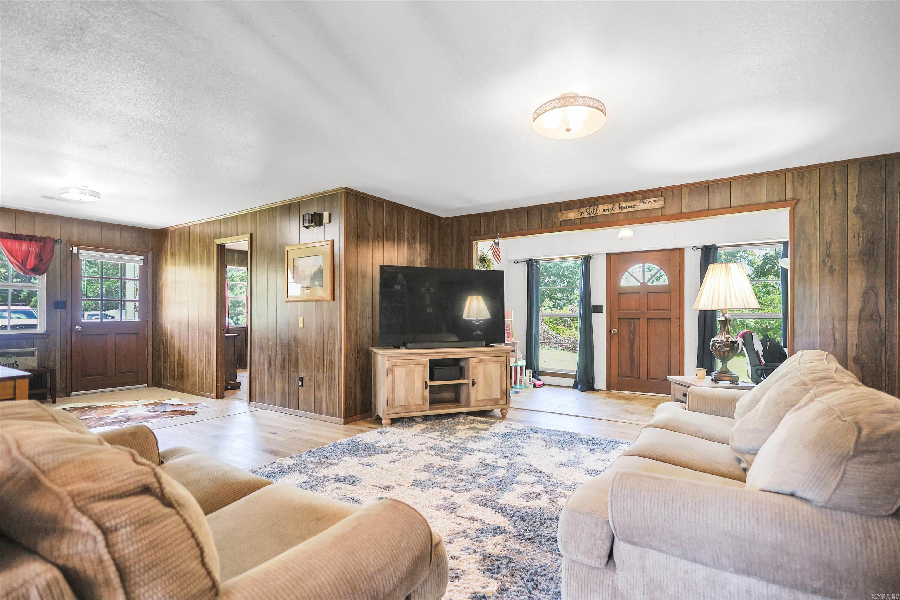 MOUNT IDA CITY ACREAGE - Residential