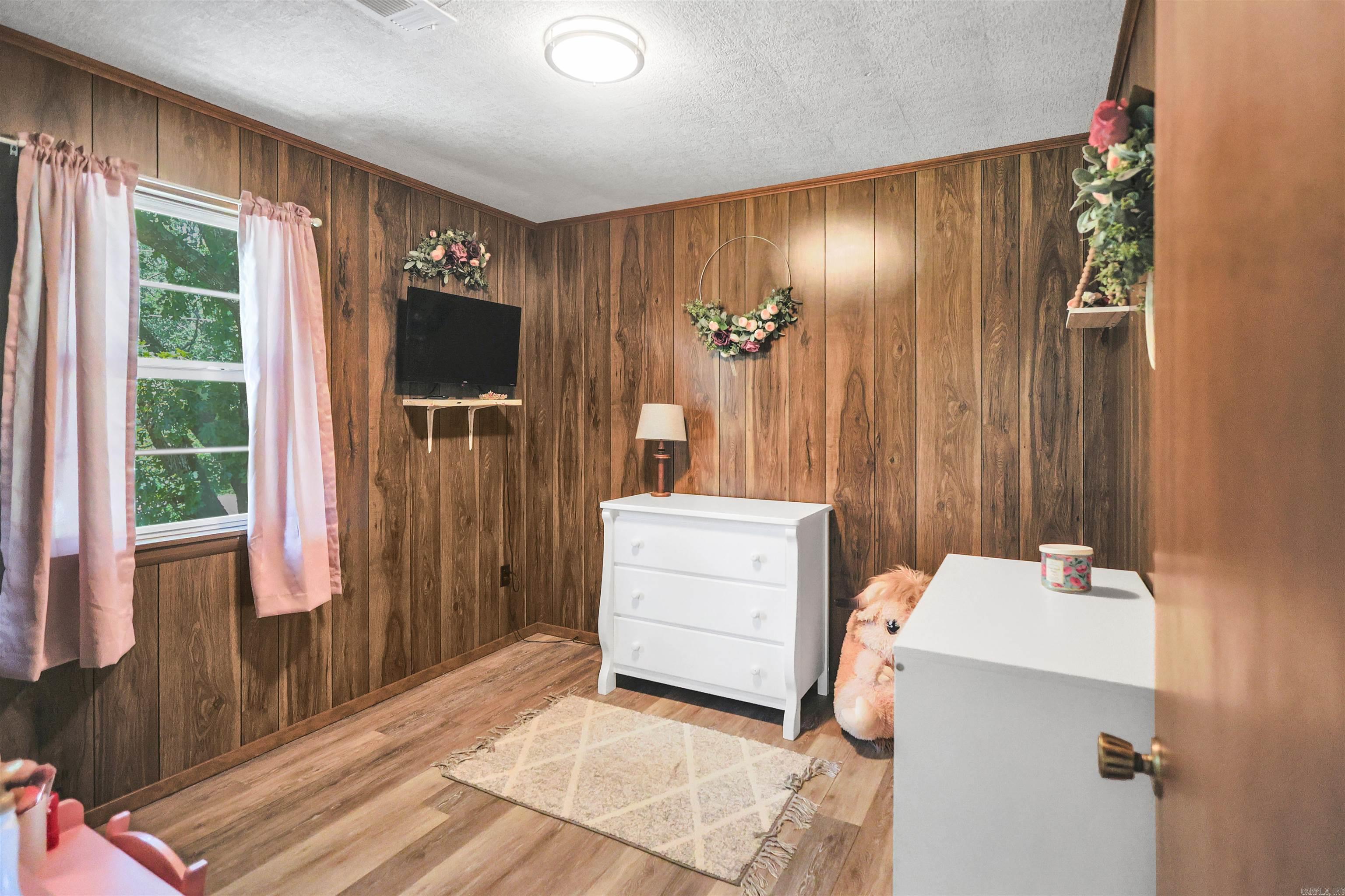 MOUNT IDA CITY ACREAGE - Residential