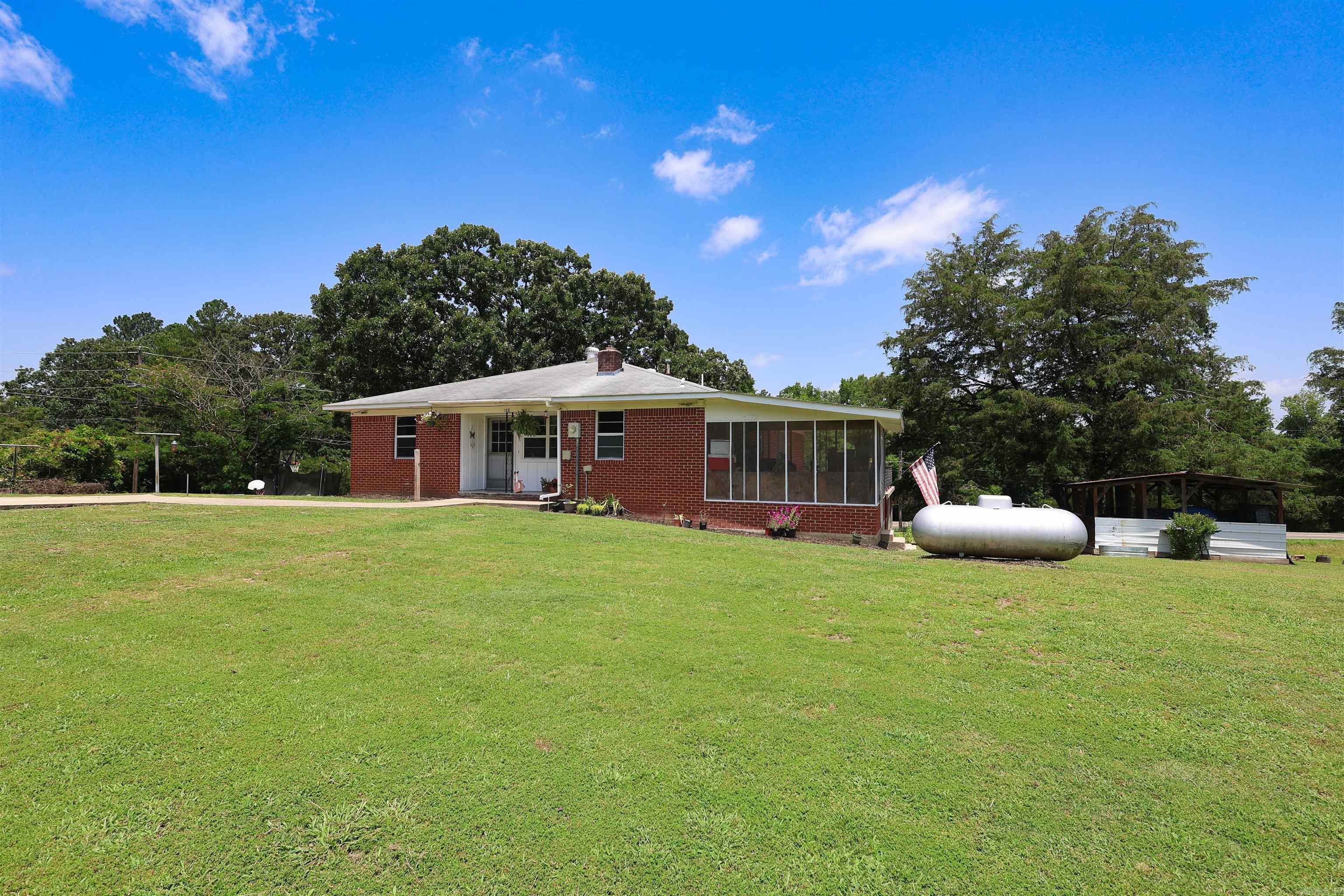 MOUNT IDA CITY ACREAGE - Residential