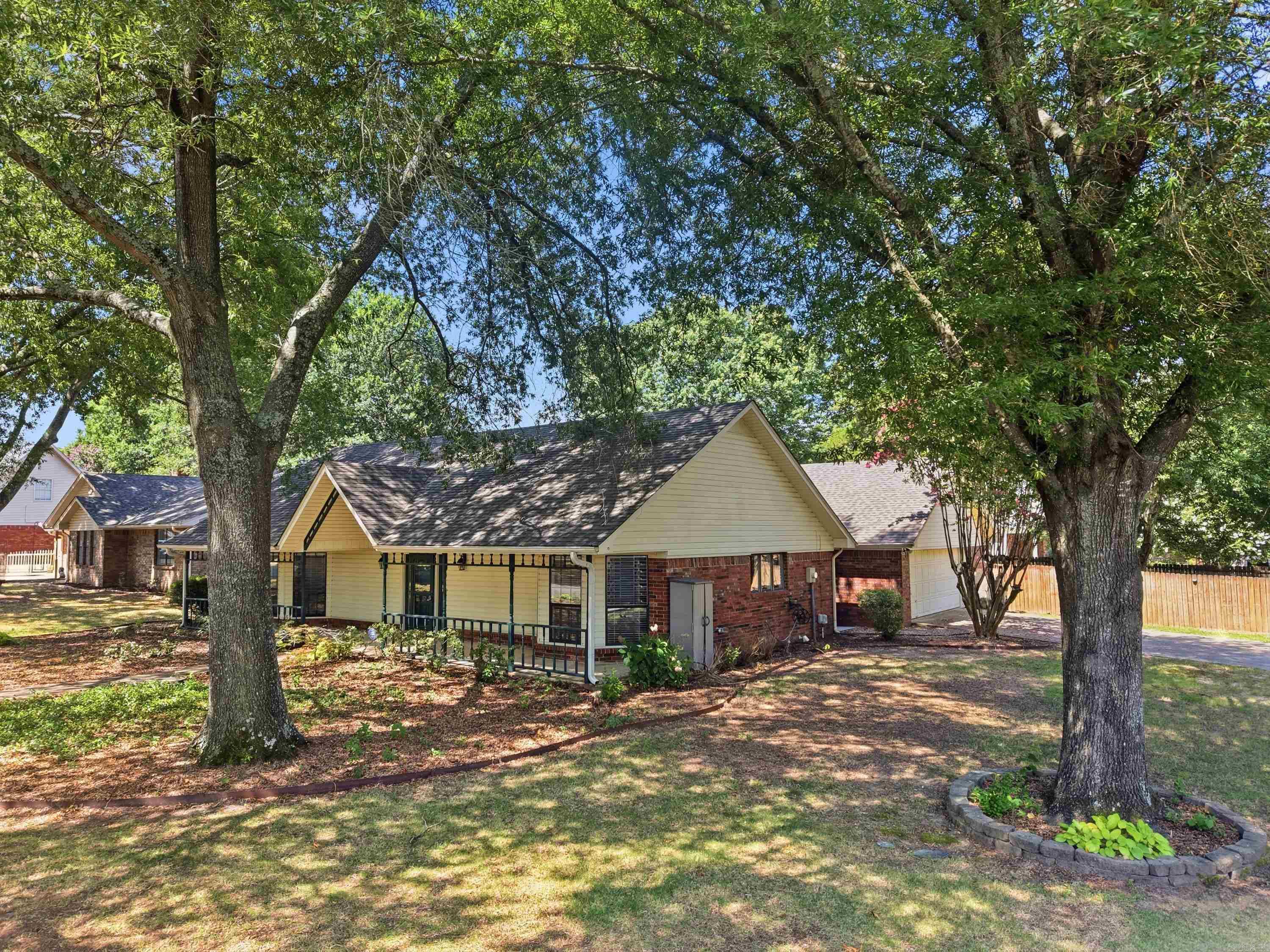 Rosewood Terrace - Residential