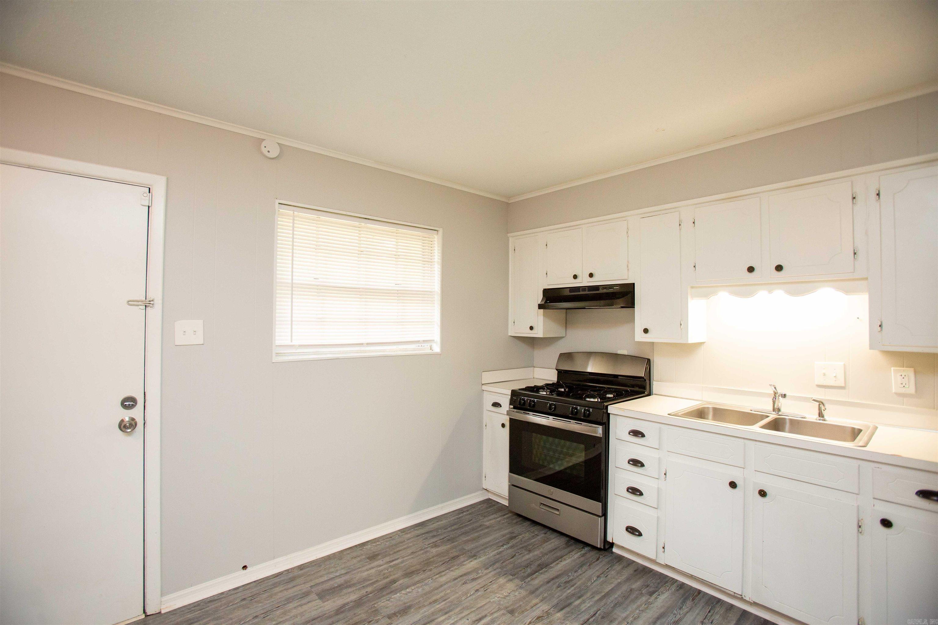 Teakwood - Residential Lease