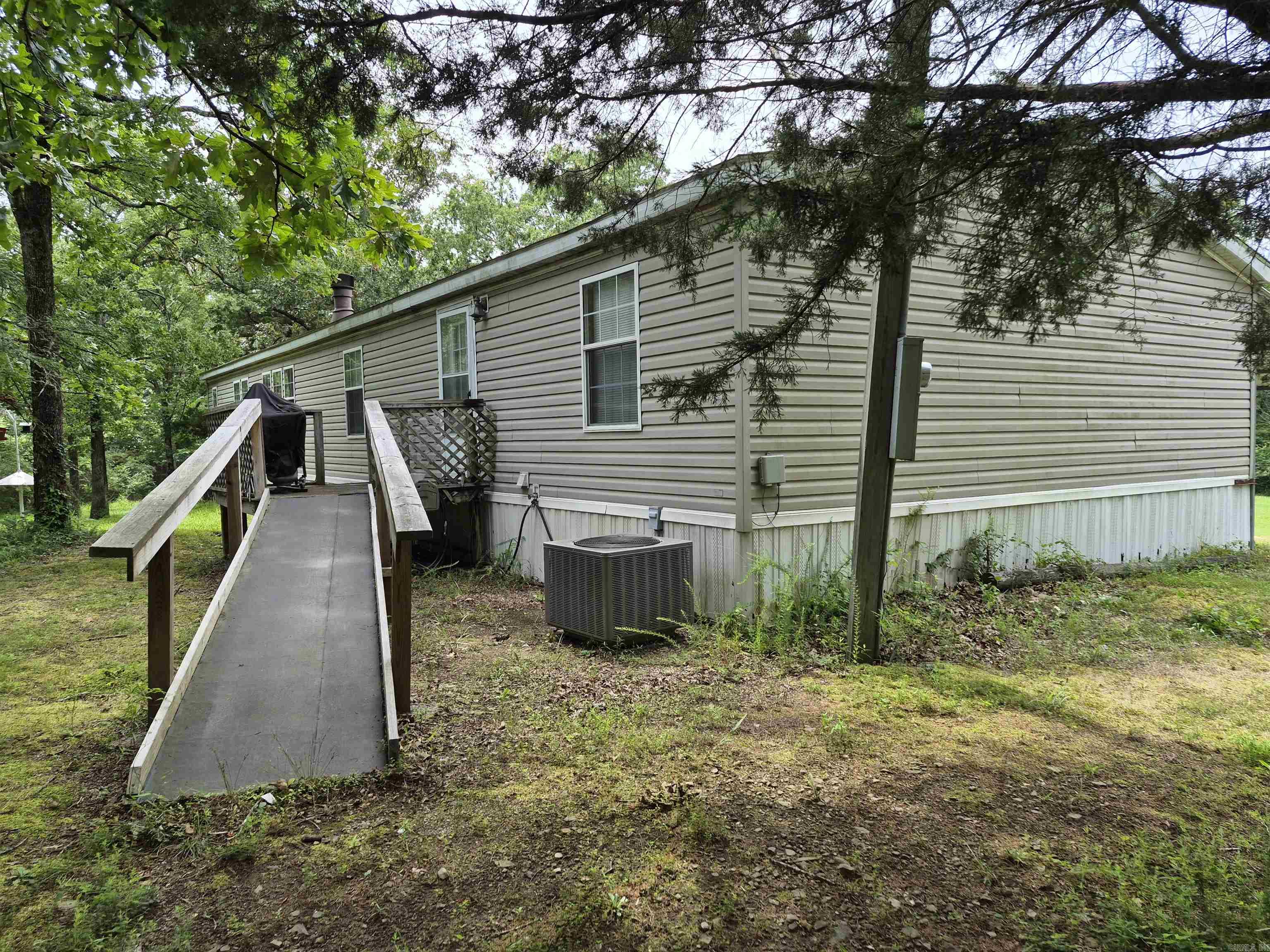 Lake Hamilton Outside - Residential