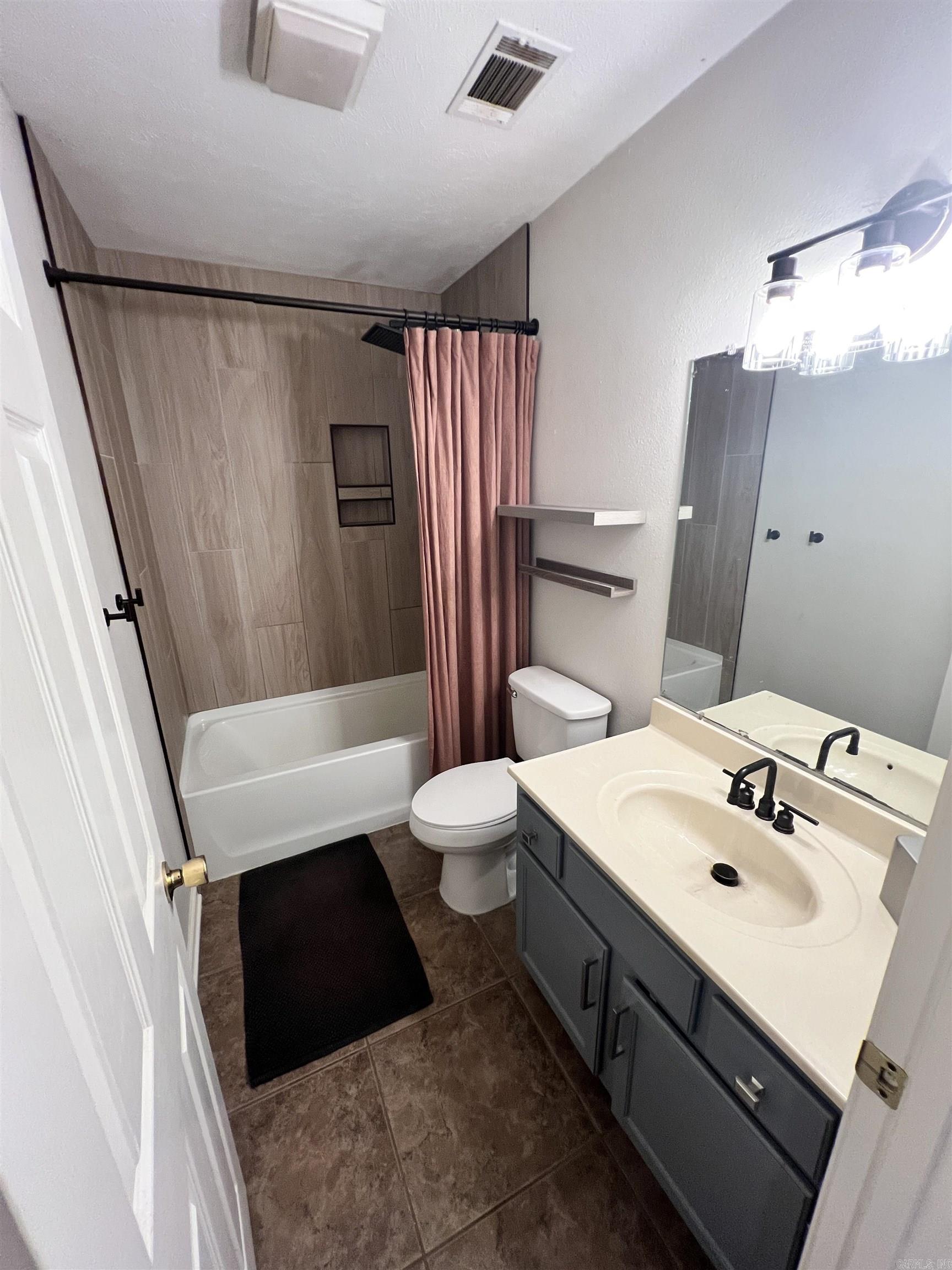 Hunters Cove - Residential Lease