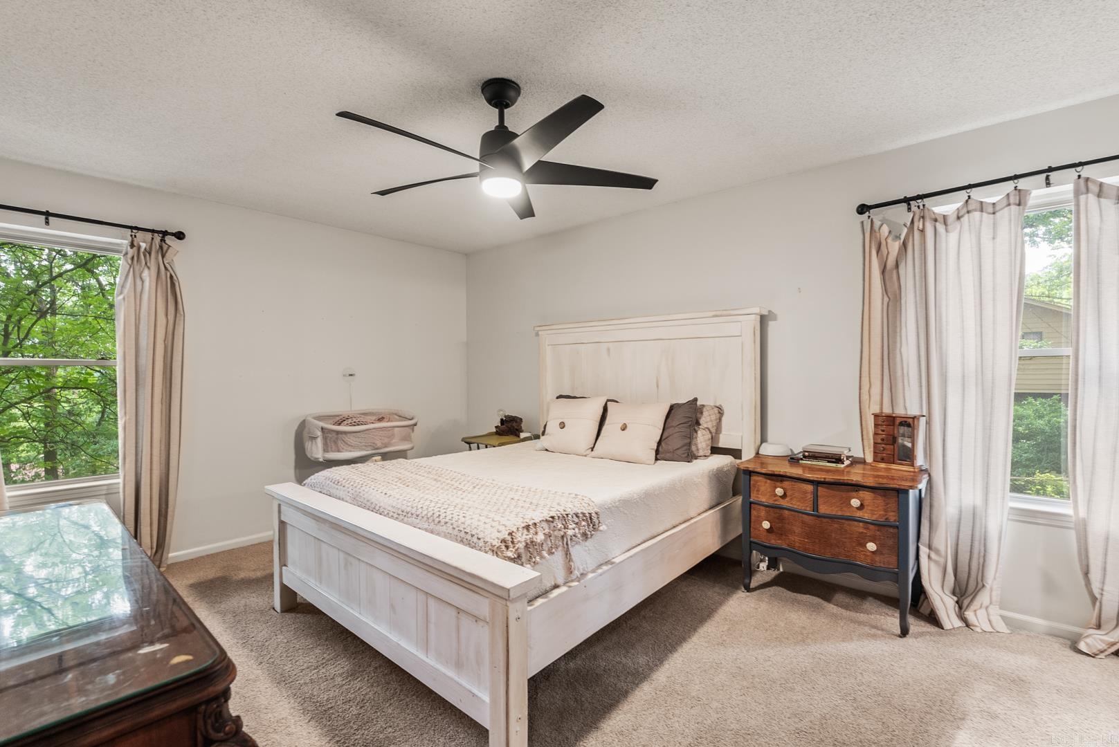 PLEASANT VIEW - Residential
