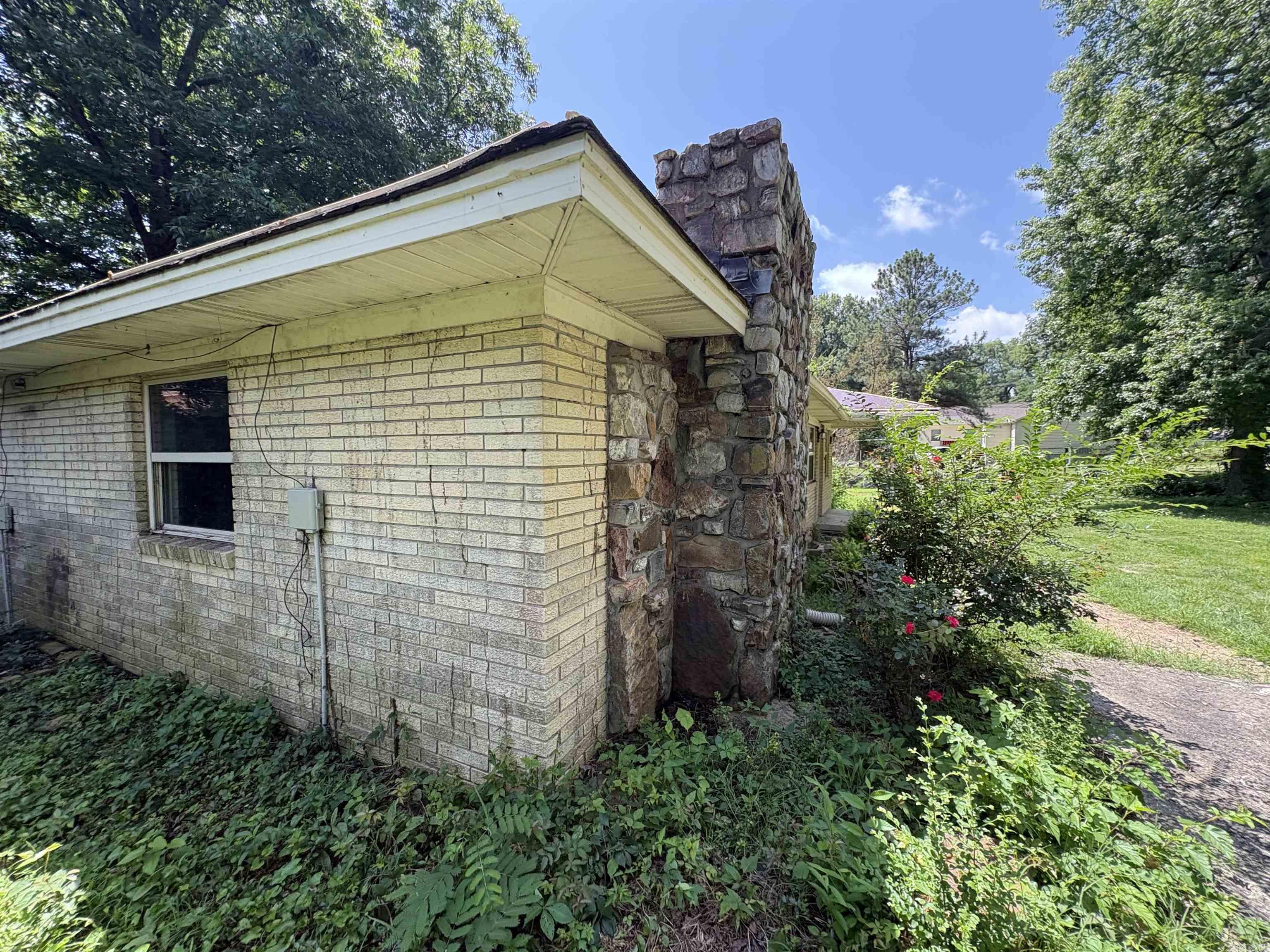 BARROW JOHN - Residential