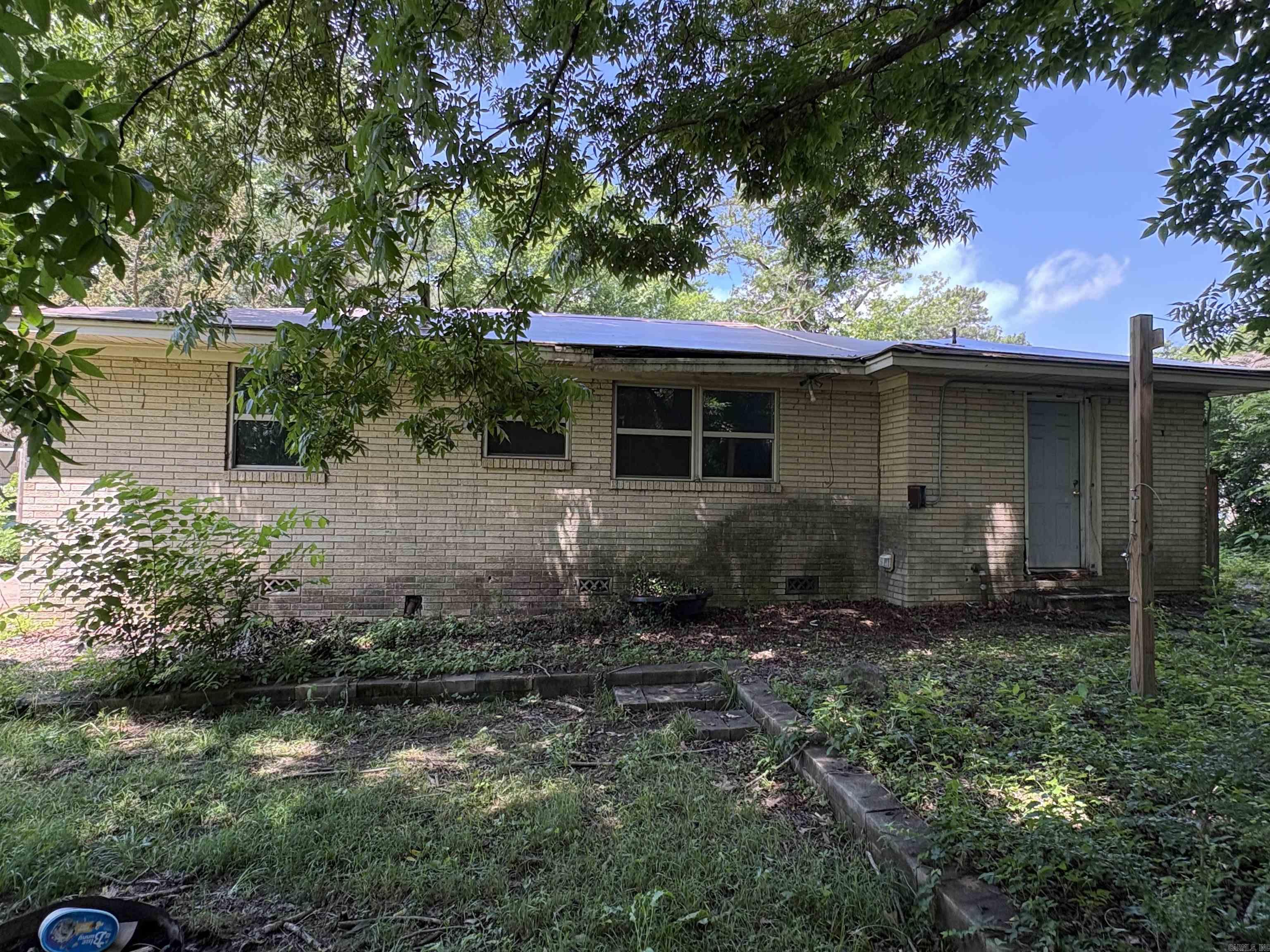 BARROW JOHN - Residential