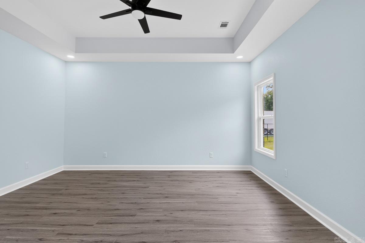 WINCHESTER ESTATES - Residential