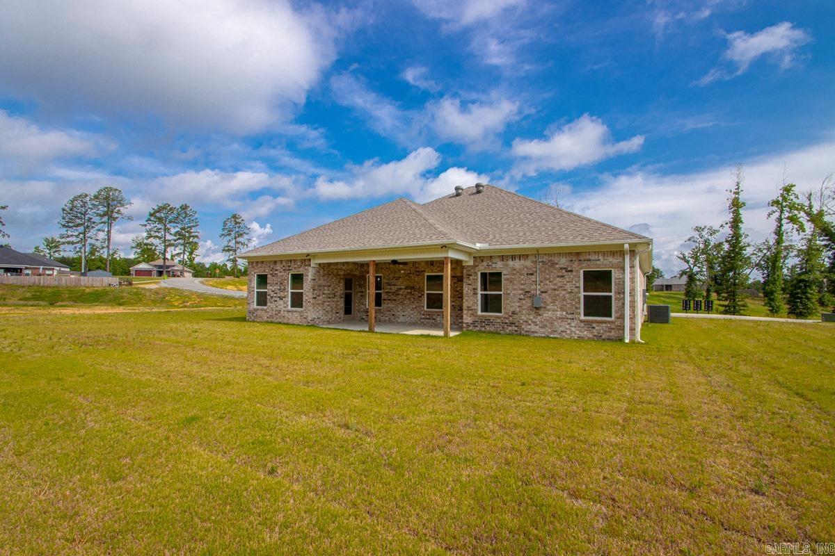WINCHESTER ESTATES - Residential