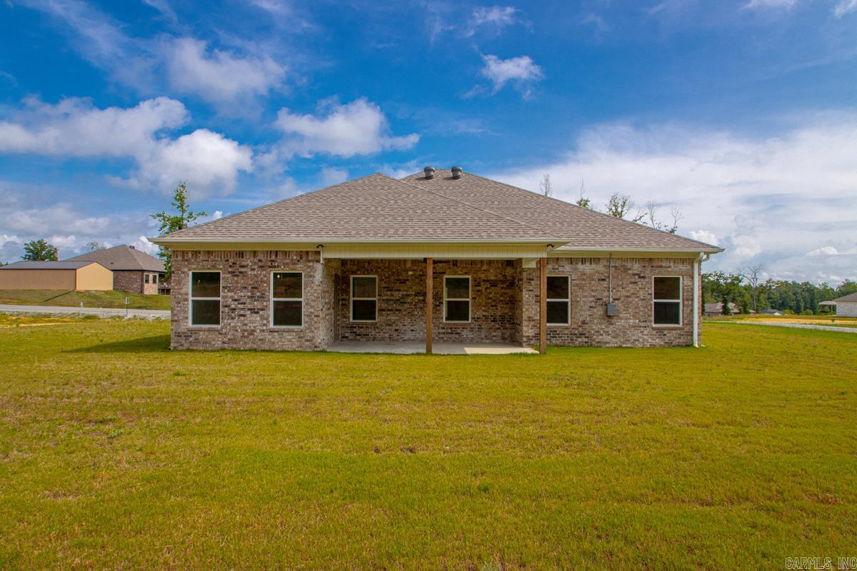 WINCHESTER ESTATES - Residential