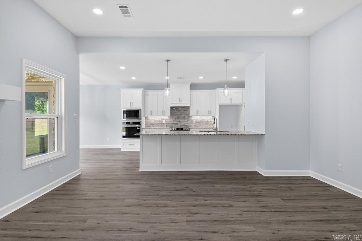 WINCHESTER ESTATES - Residential