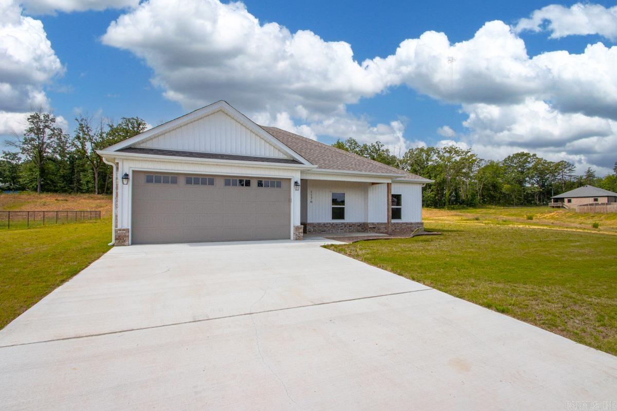 WINCHESTER ESTATES - Residential