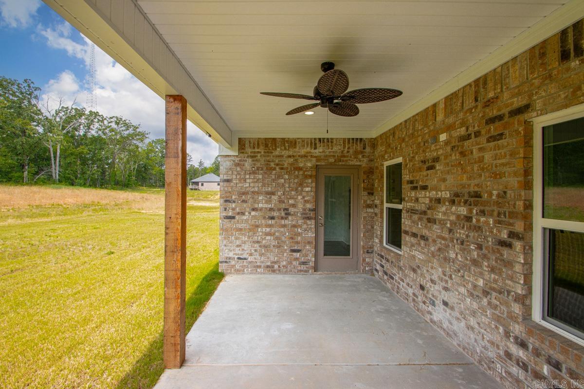 WINCHESTER ESTATES - Residential