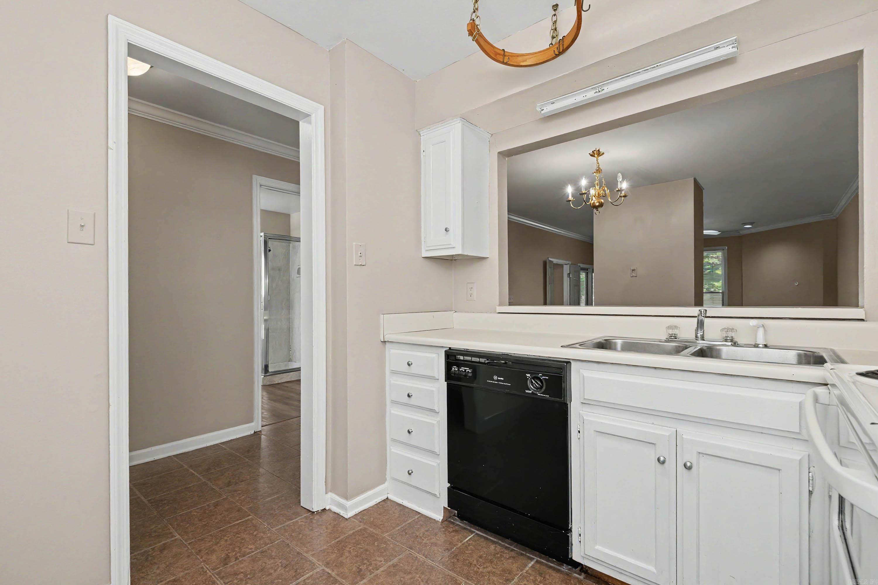 LINDEN COURT CONDO HPR - Residential