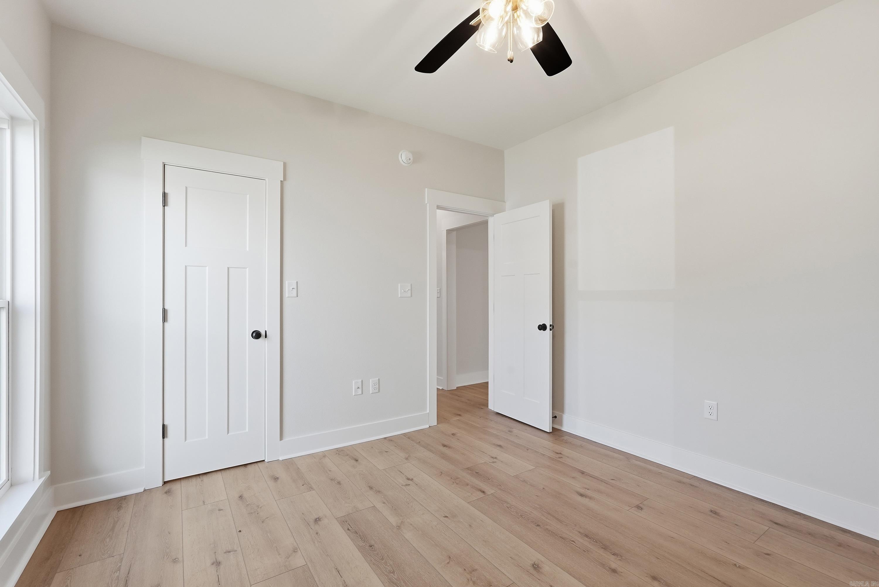 EAST MEADOW - Residential
