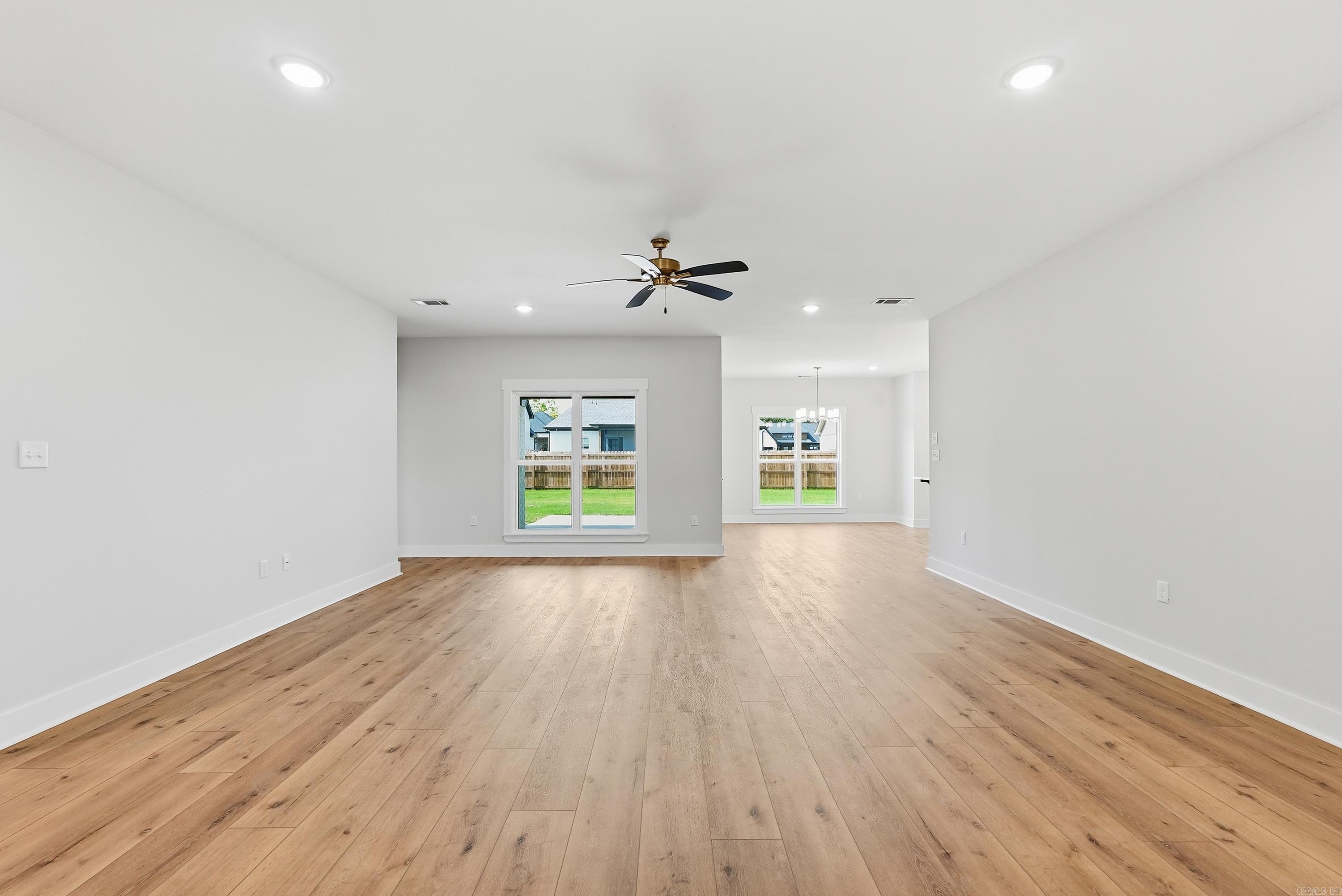 EAST MEADOW - Residential